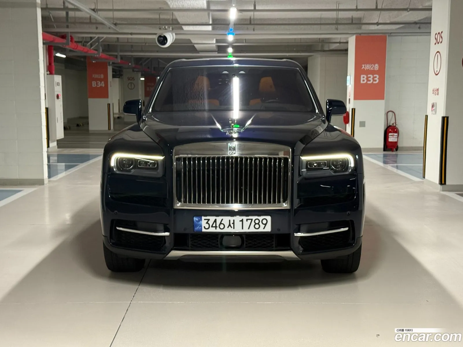 Rolls-Royce Cullinan 2022 — 18