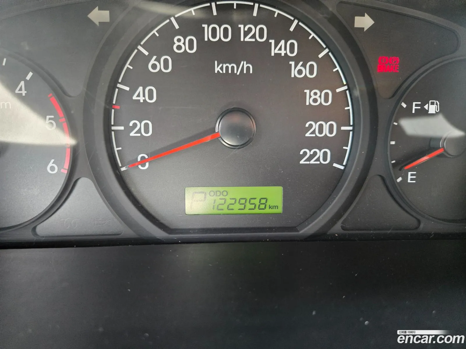 Hyundai Grand Starex 2012 — 13