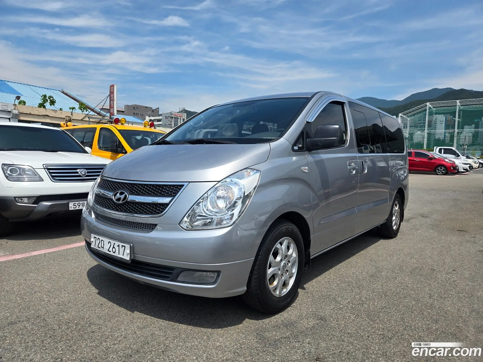 Hyundai Grand Starex 2012 — 16