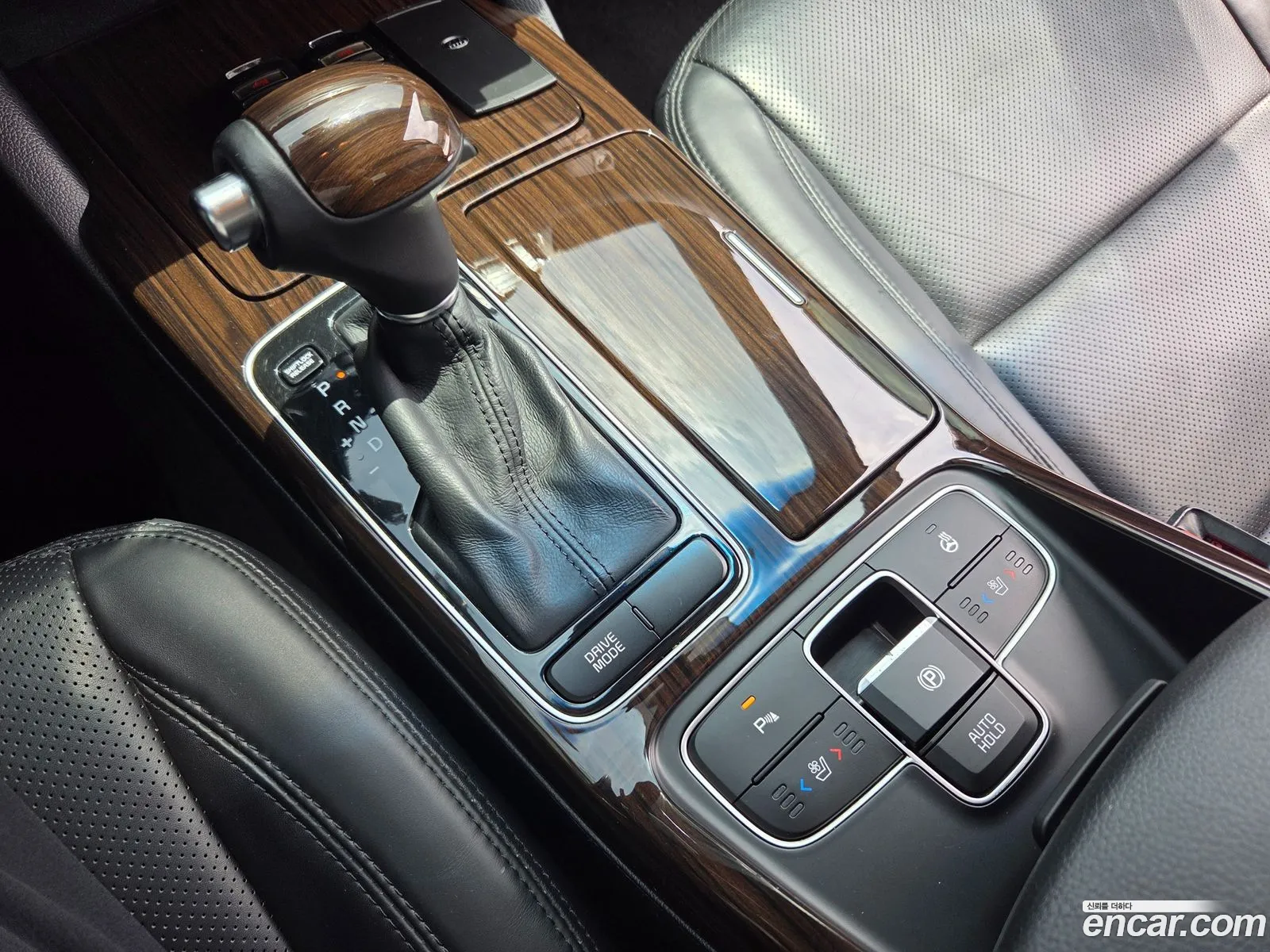 Kia K7 2015 — 7
