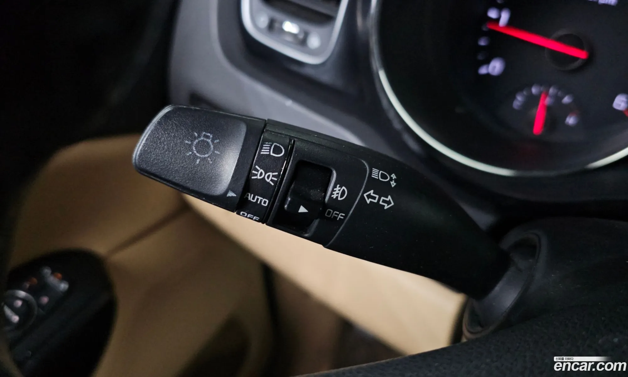 Kia Carnival 2015 KNAMC81ABGS090753 — 3