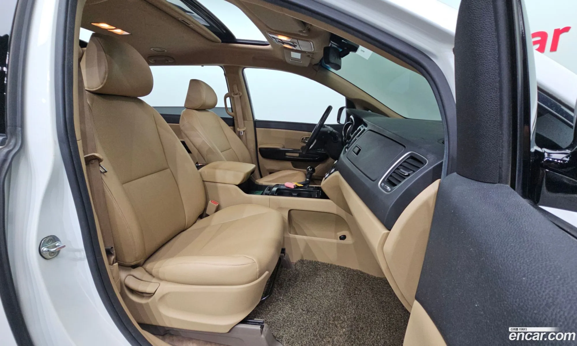 Kia Carnival 2015 KNAMC81ABGS090753 — 4