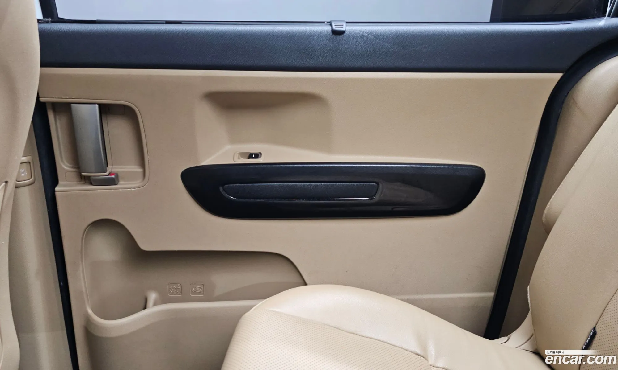Kia Carnival 2015 KNAMC81ABGS090753 — 2