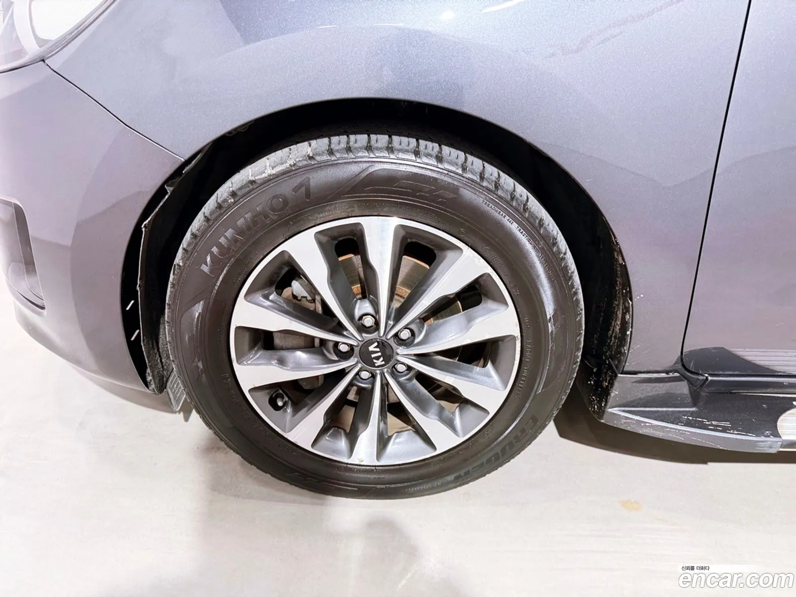 Kia Carnival 2015 — 9