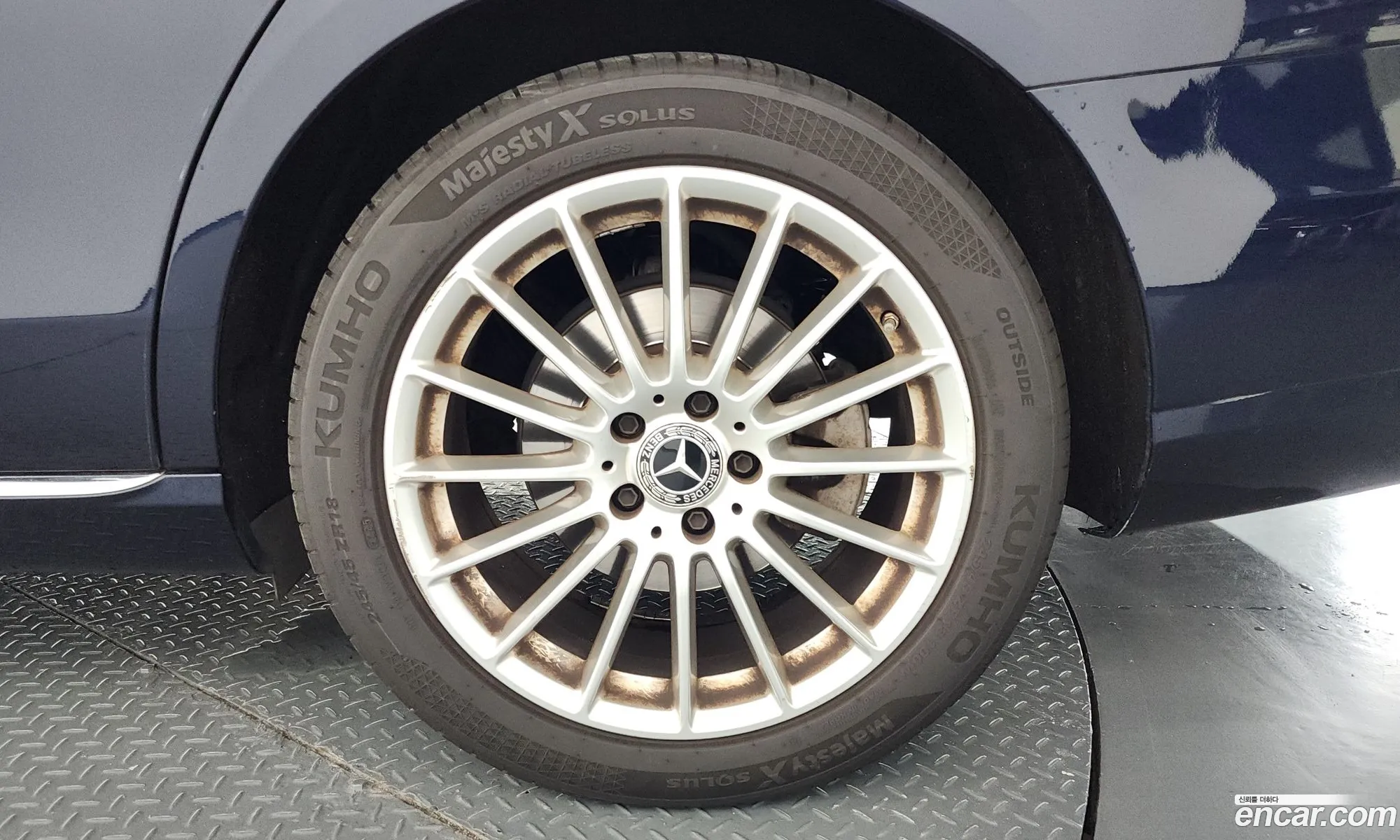 Mercedes-Benz E-Class W213 2021 — 12