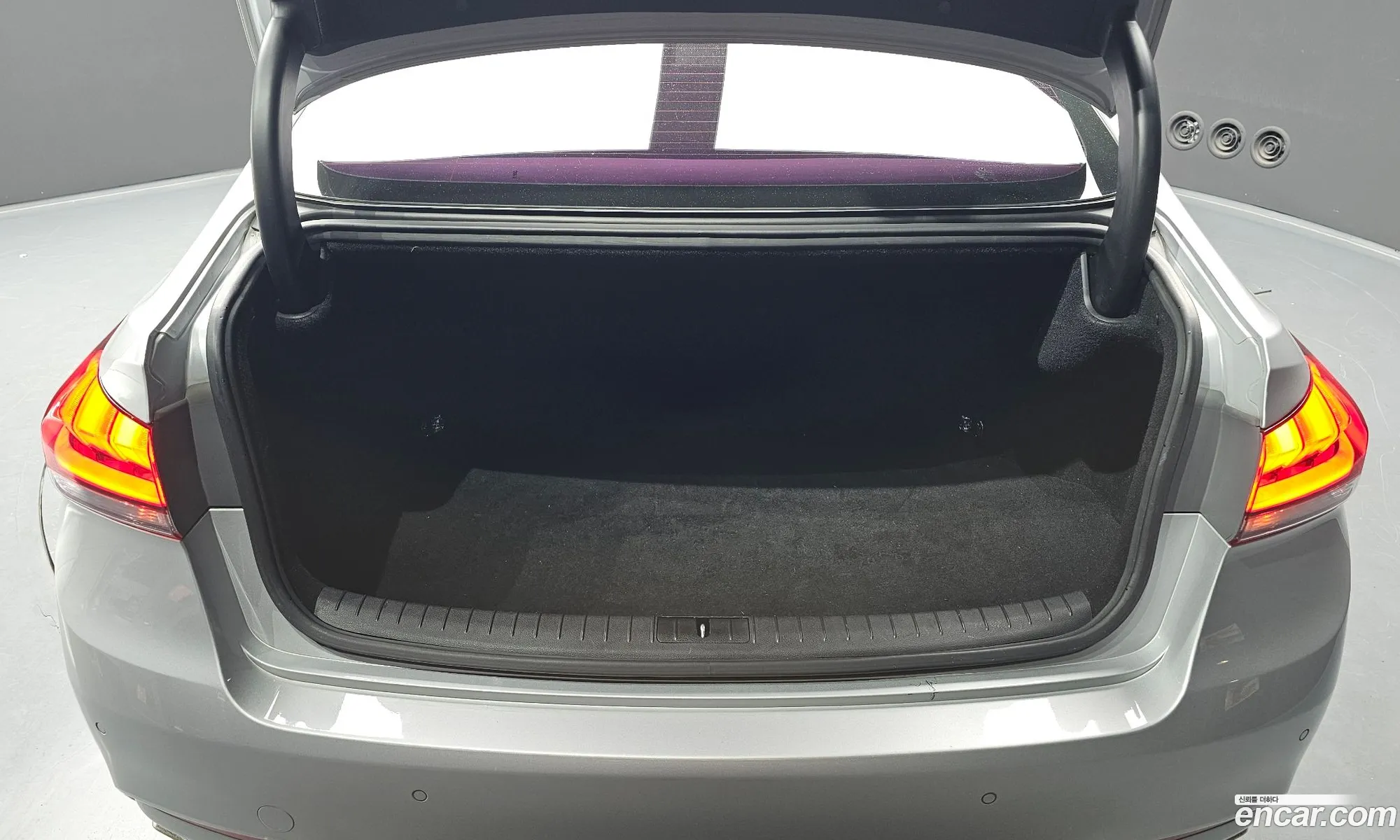 Hyundai Genesis DH 2014 — 17