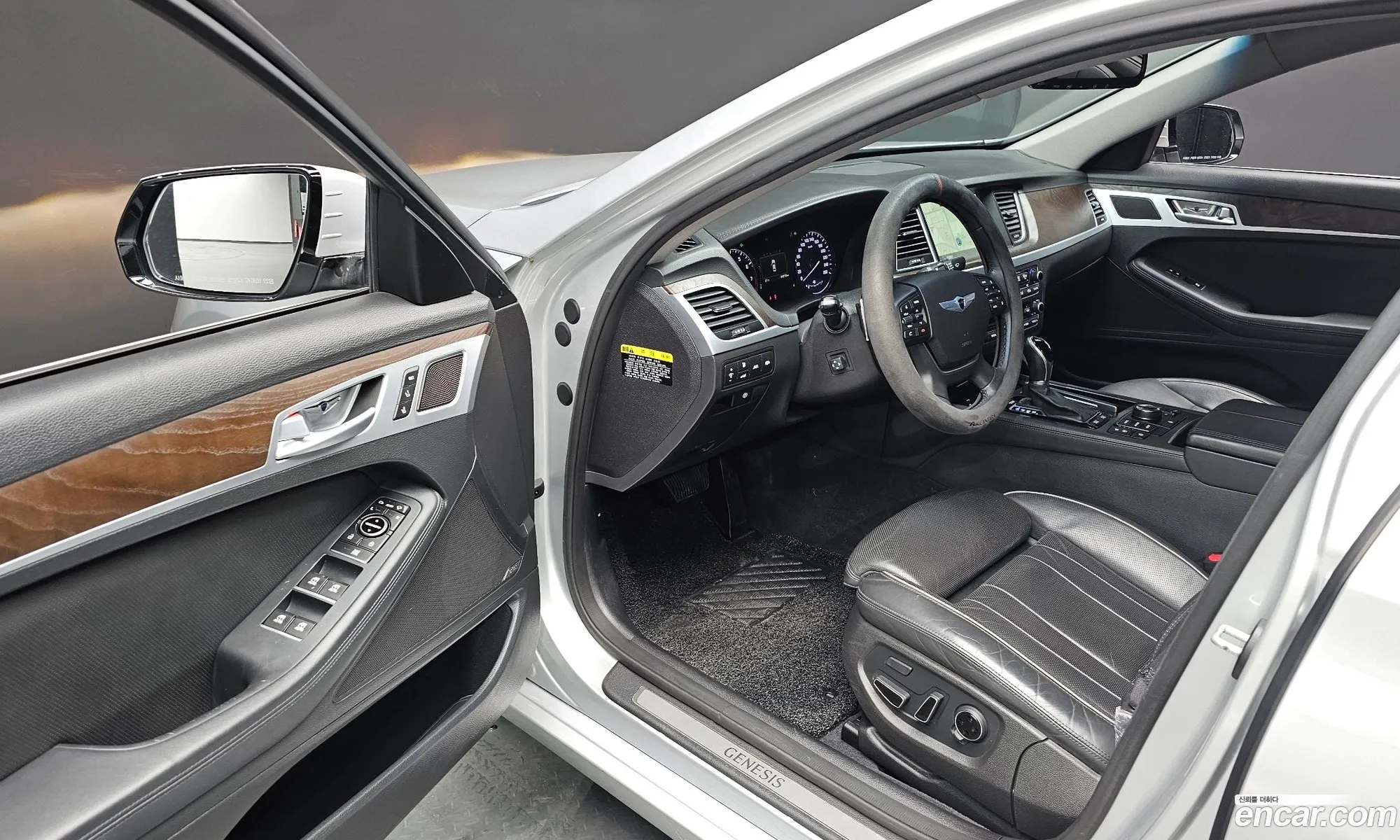Hyundai Genesis DH 2014 — 19