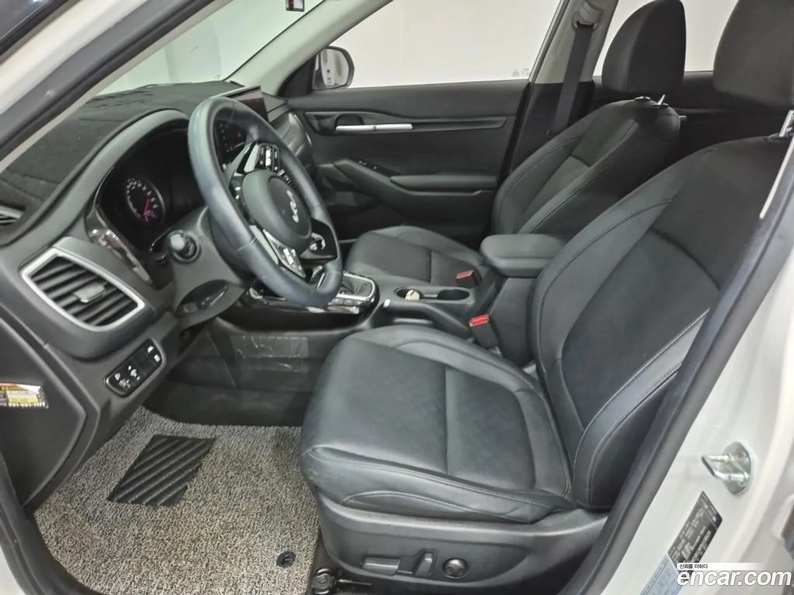 Kia Seltos 2022 — 3