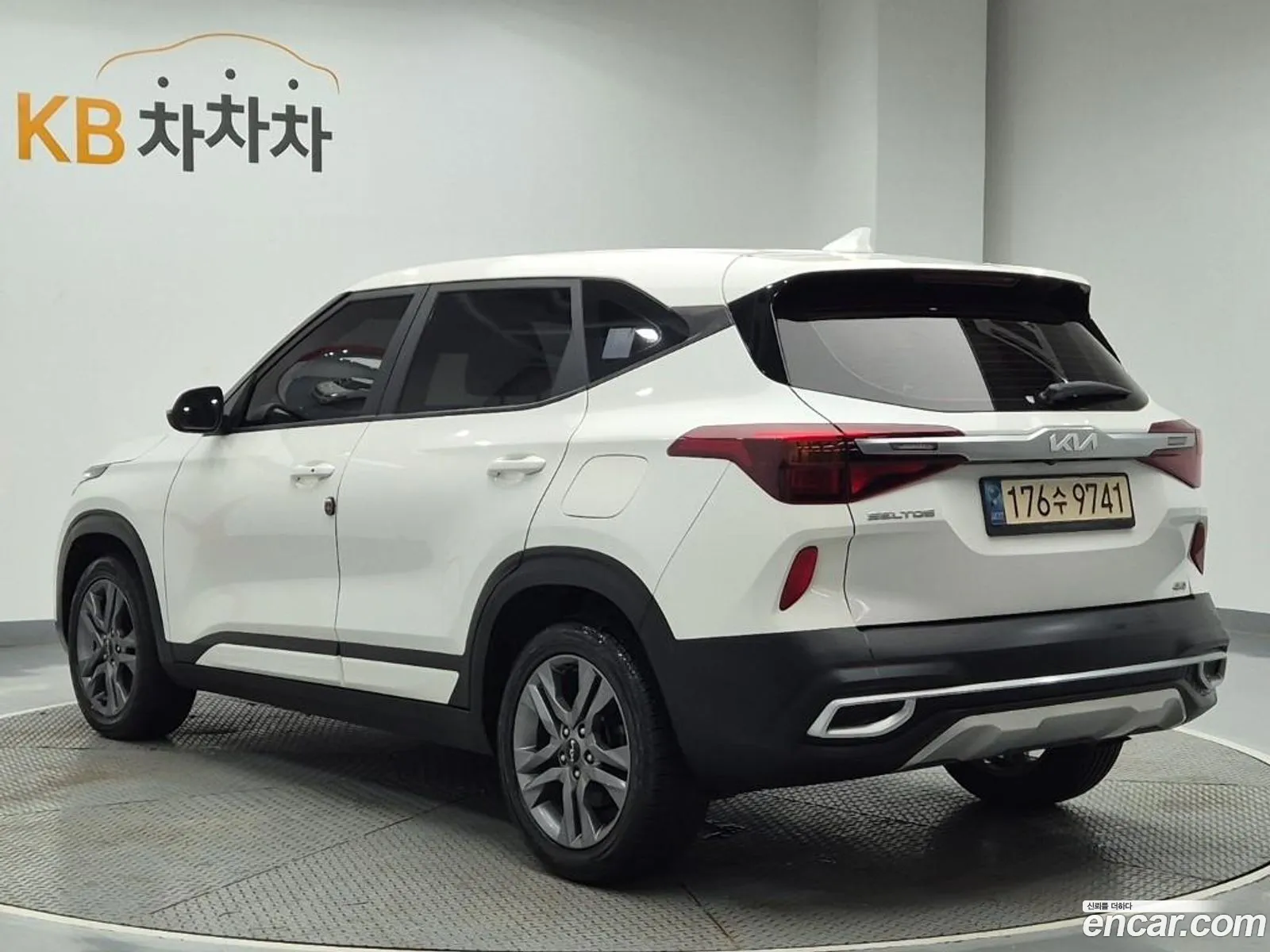 Kia Seltos 2022 — 13