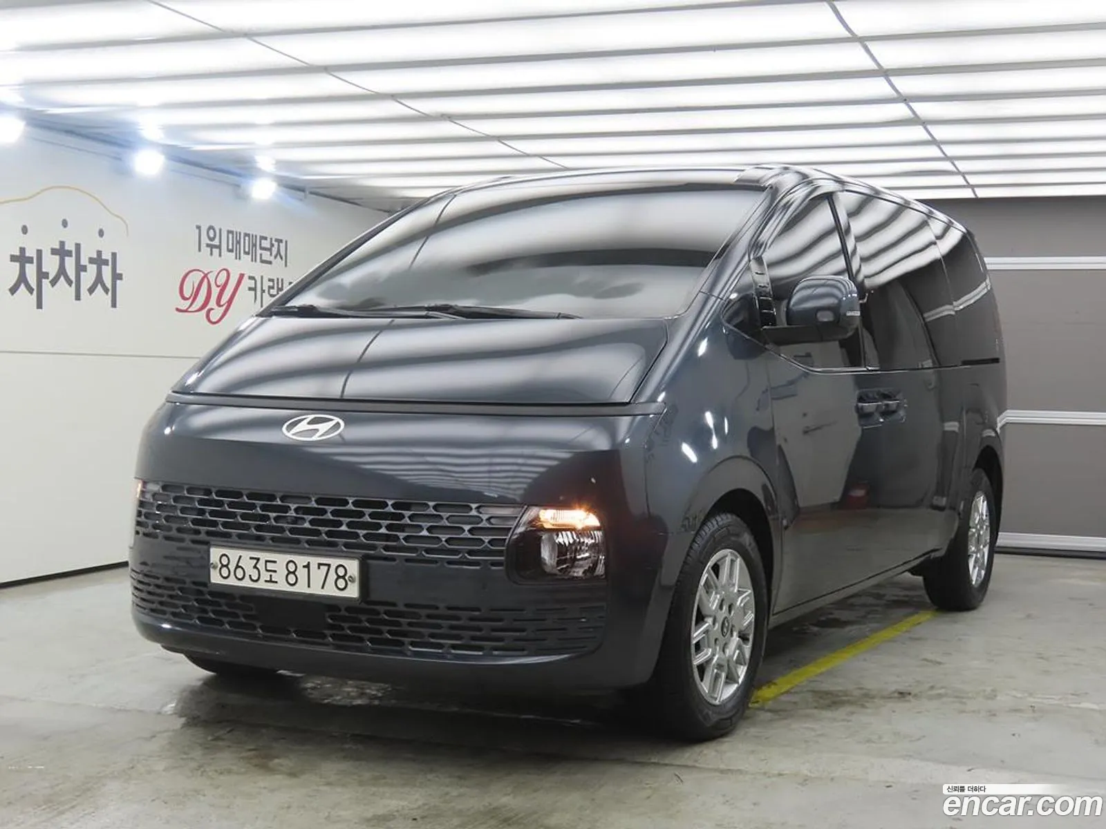 Hyundai Staria 2024 — 17