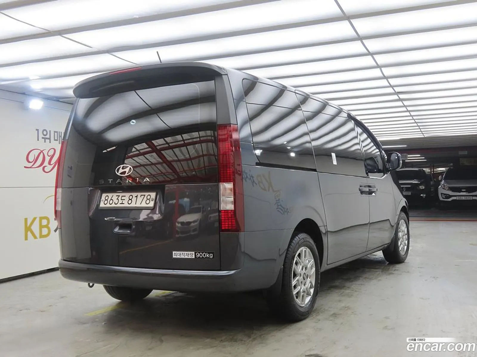 Hyundai Staria 2024 — 15