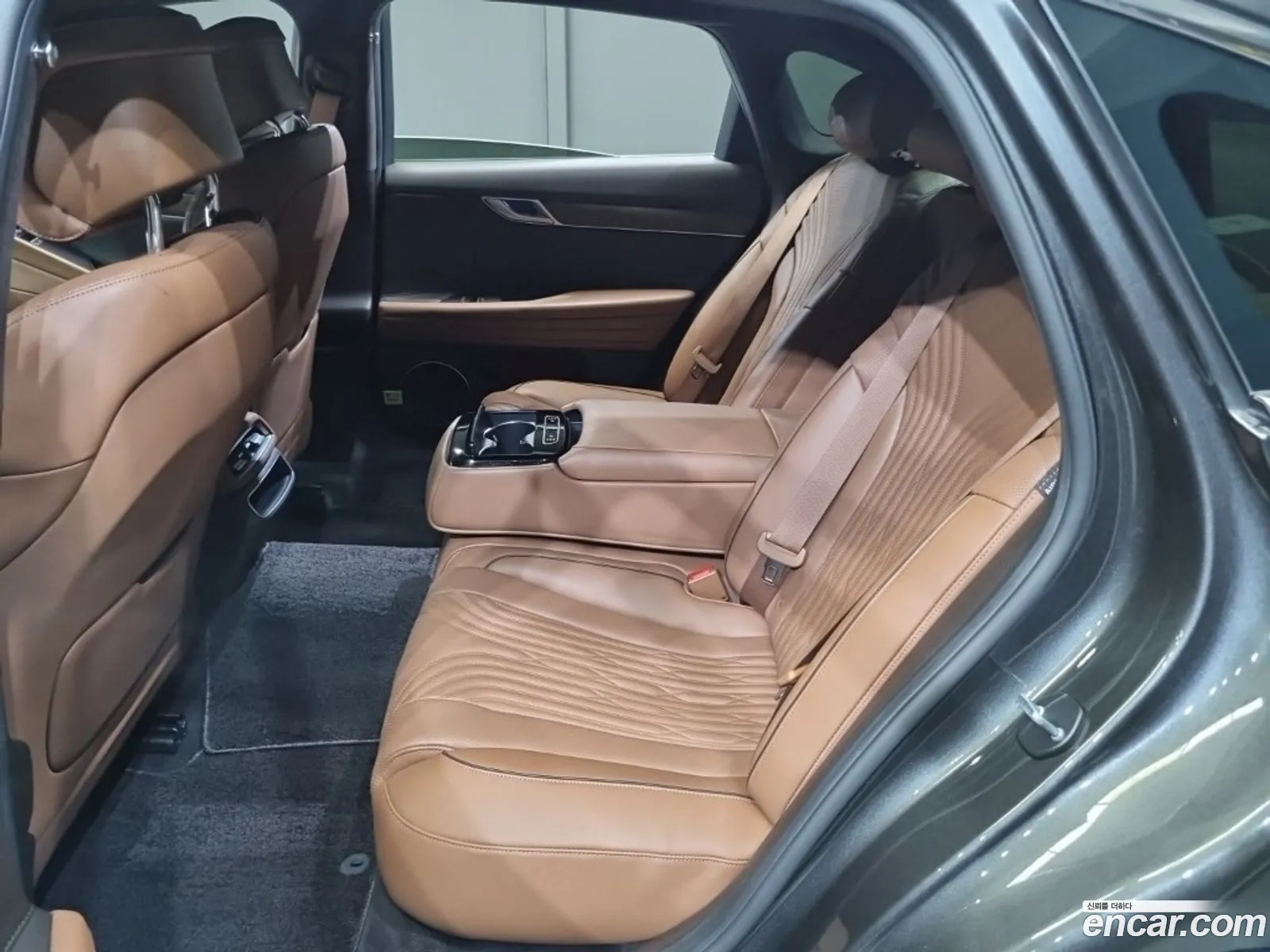 Genesis G80 2022 — 12