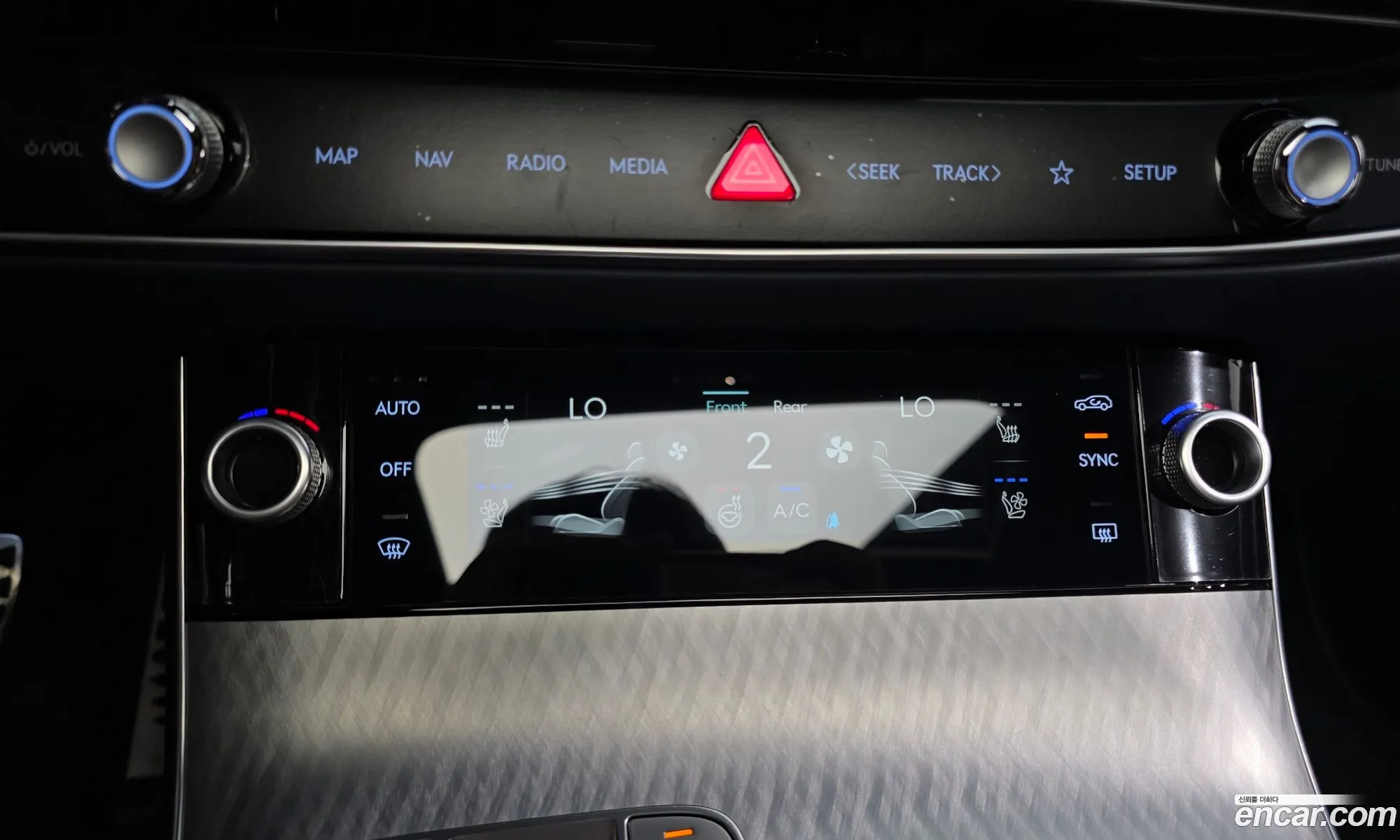 Genesis GV70 2024 — 17