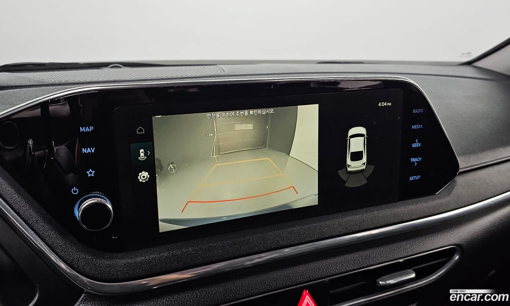 Hyundai Sonata 2019 KMHL141EBLA039191 — 19