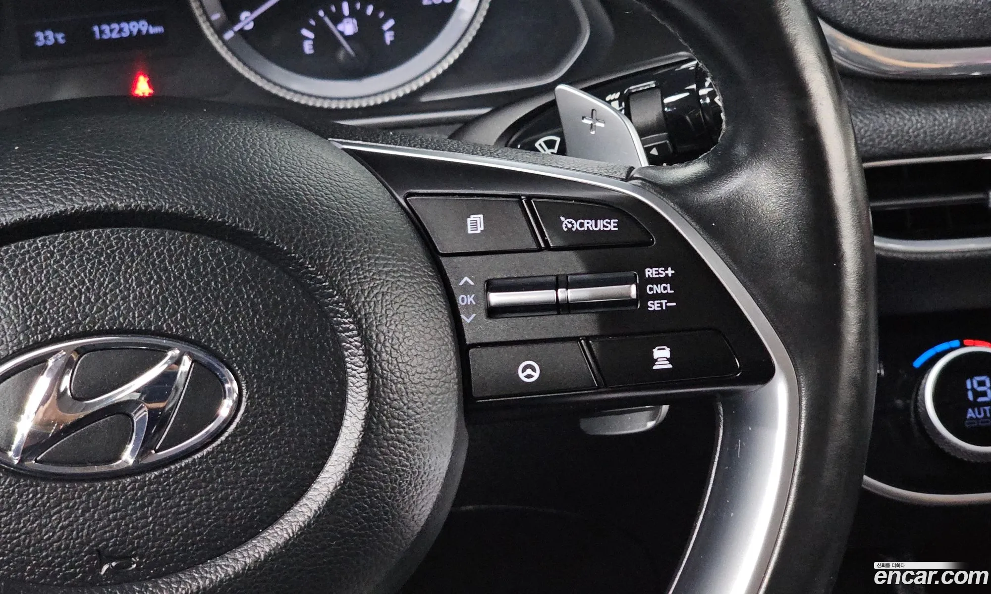 Hyundai Sonata 2019 KMHL141EBLA039191 — 2