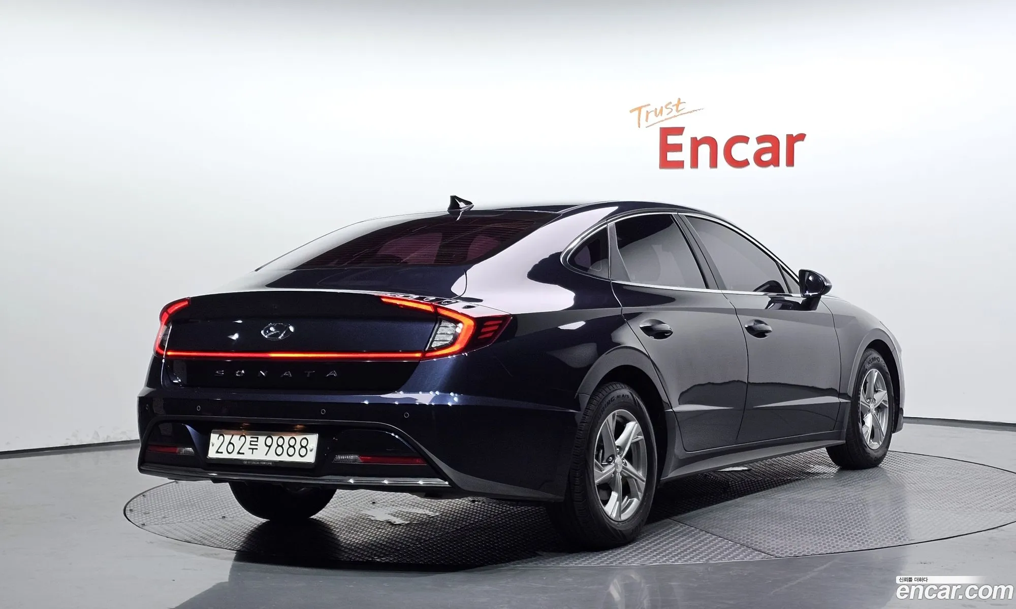Hyundai Sonata 2019 KMHL141EBLA039191 — 10