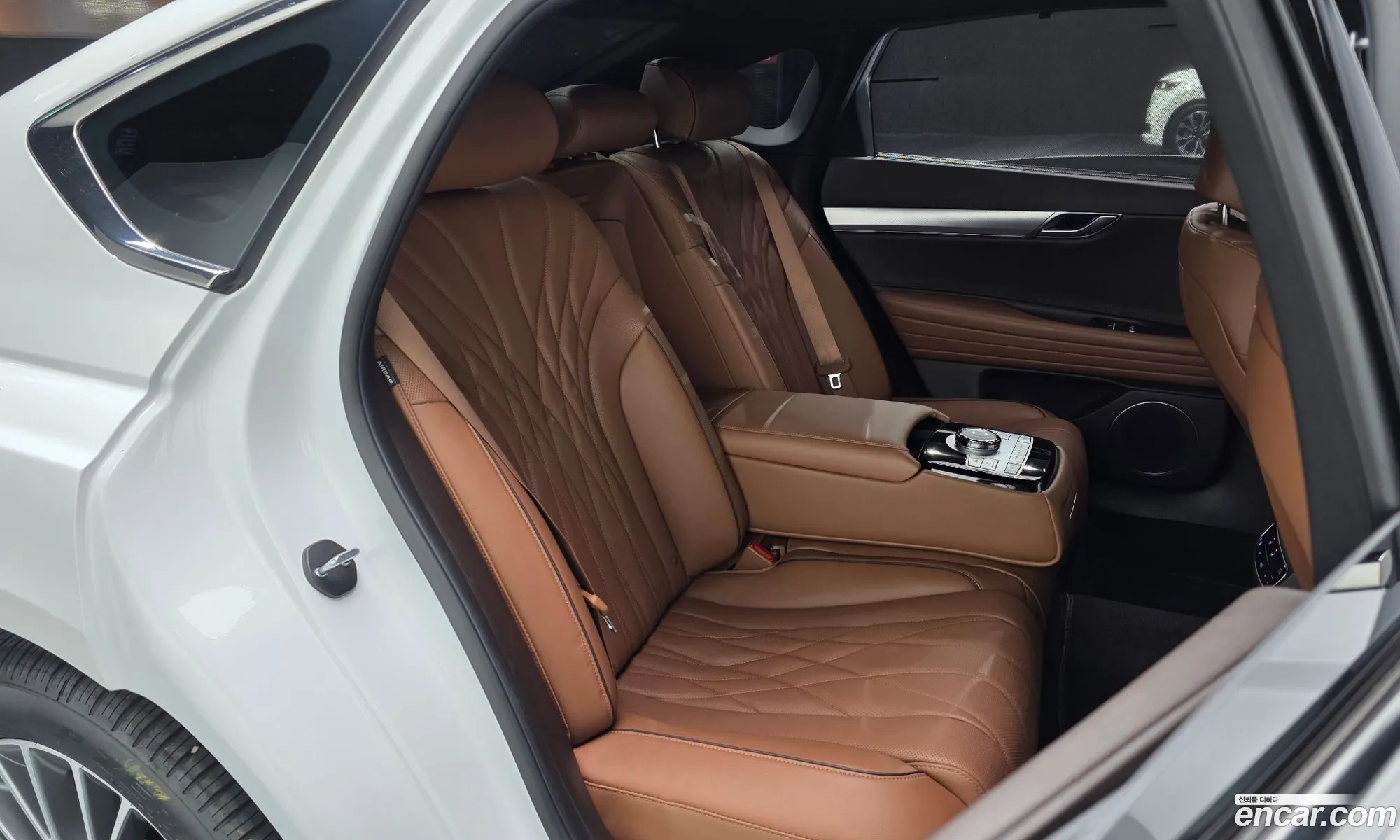 Genesis G80 2023 KMTGB41CBRU219294 — 17
