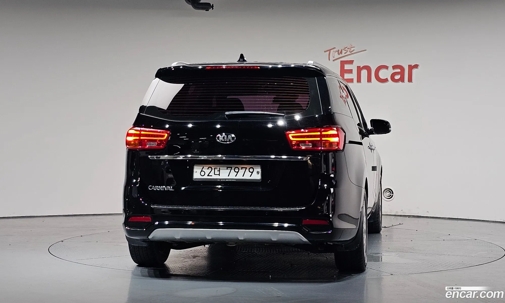 Kia Carnival 2018 KNAME81ABKS478695 — 13