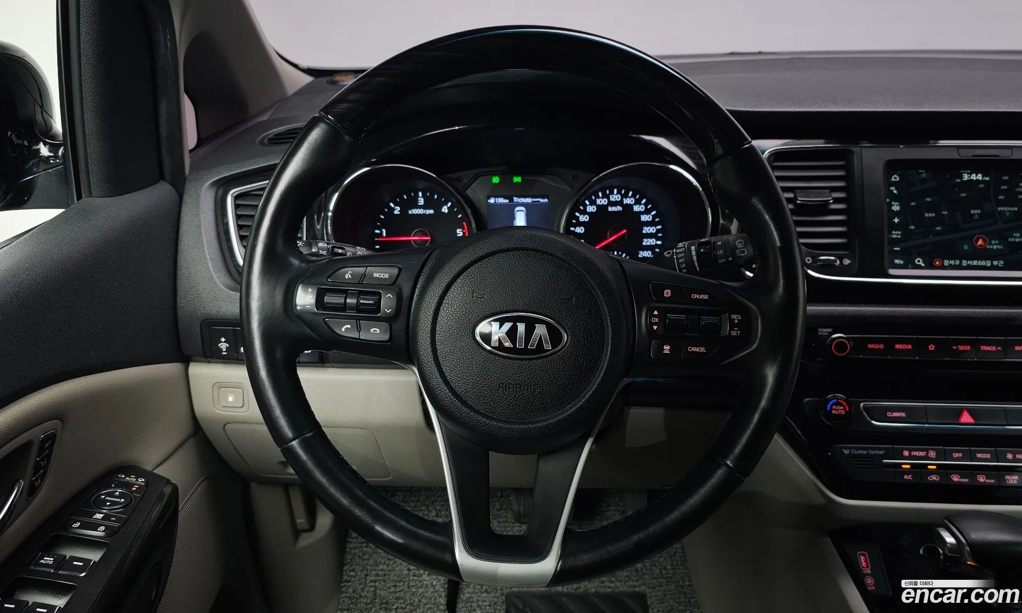 Kia Carnival 2018 KNAME81ABKS478695 — 21