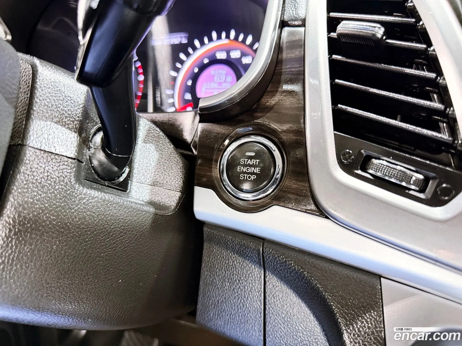 KG Mobility (SsangYong) Korando C