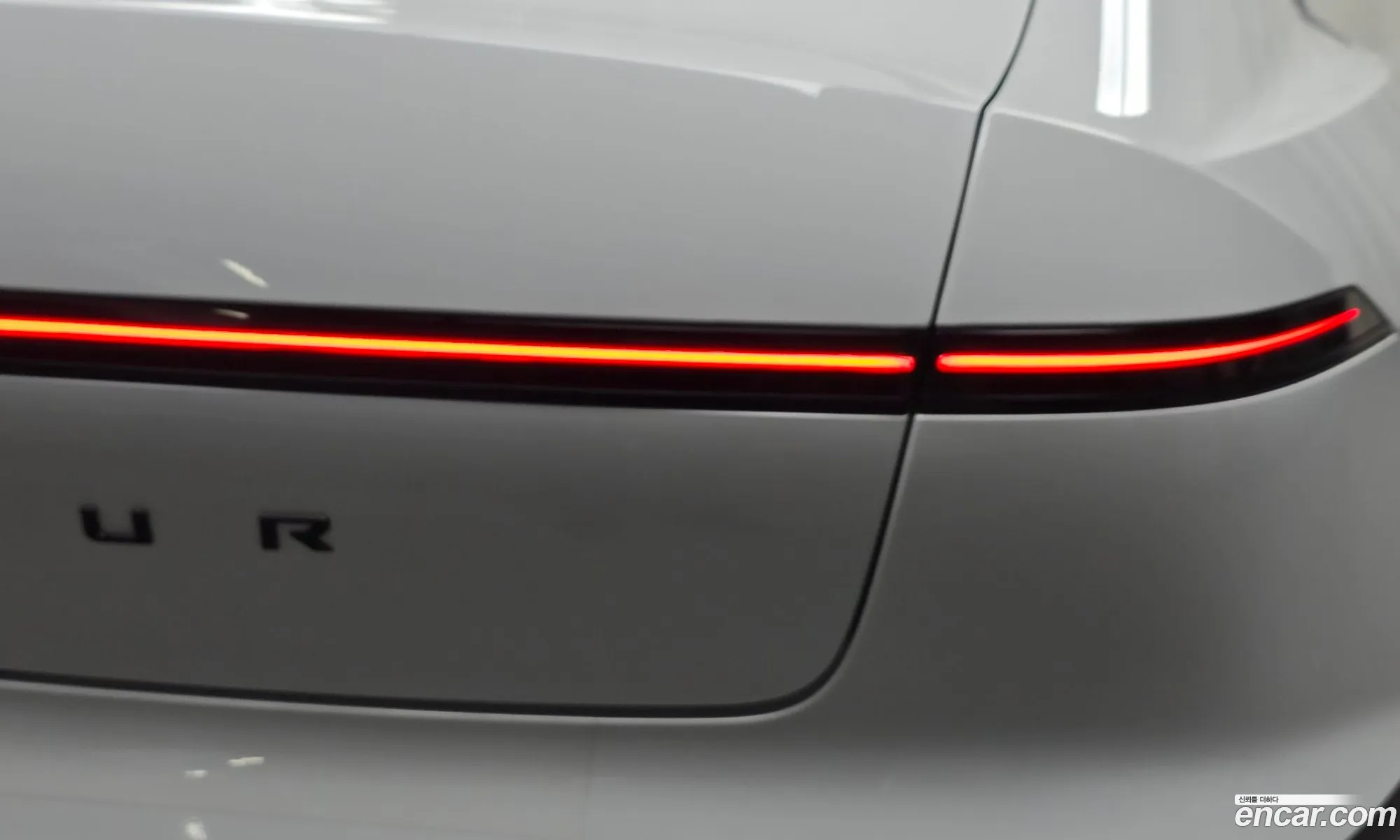 Hyundai Grandeur Hybrid 2023 — 10