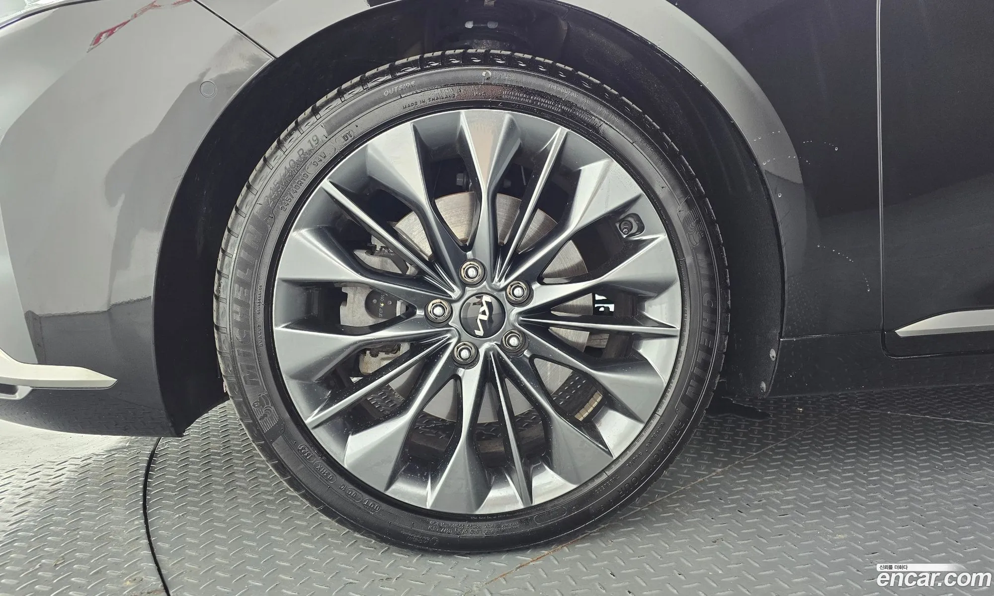 Kia K8 2024 — 24