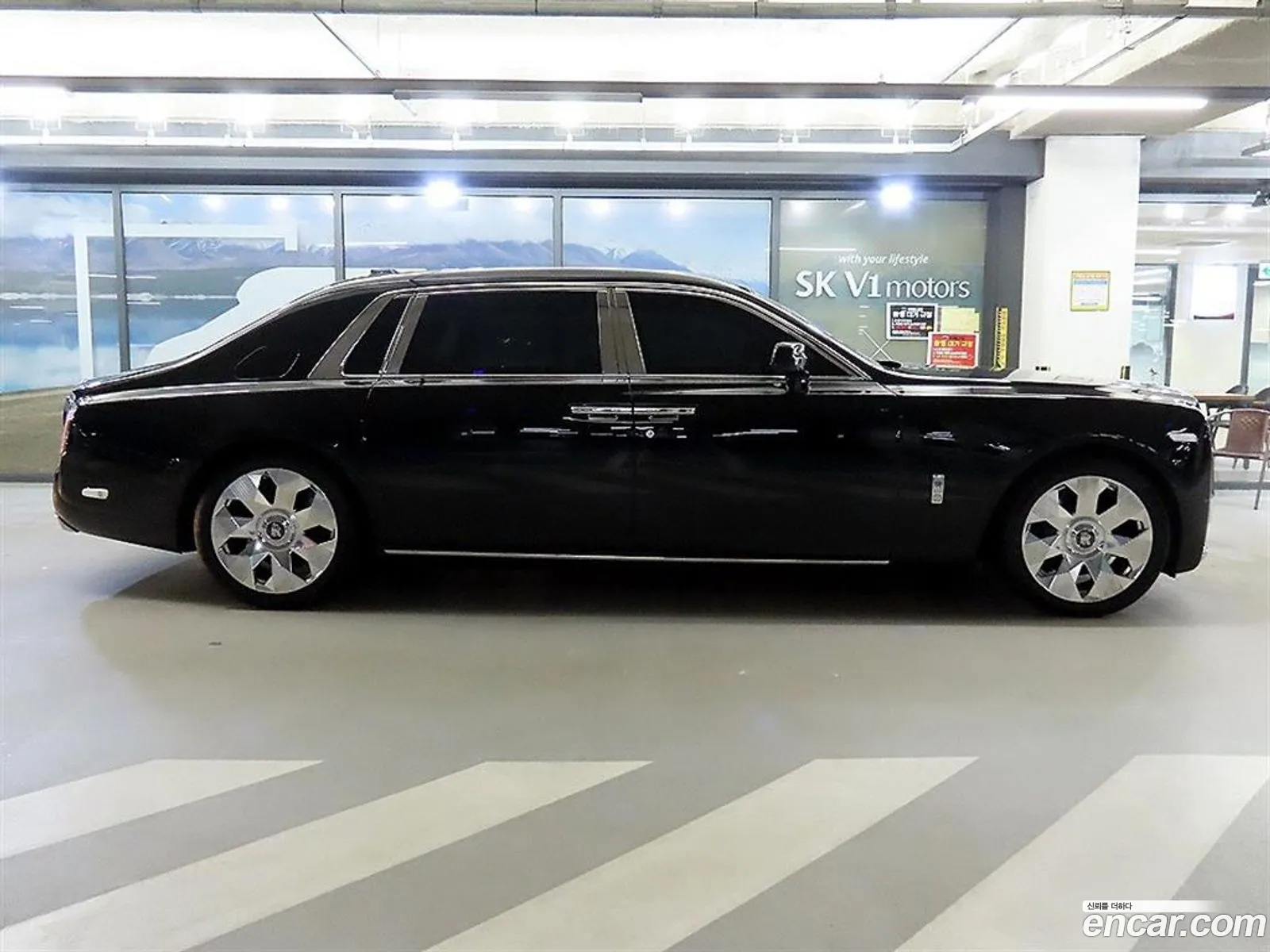 Rolls-Royce Phantom 2024 — 14