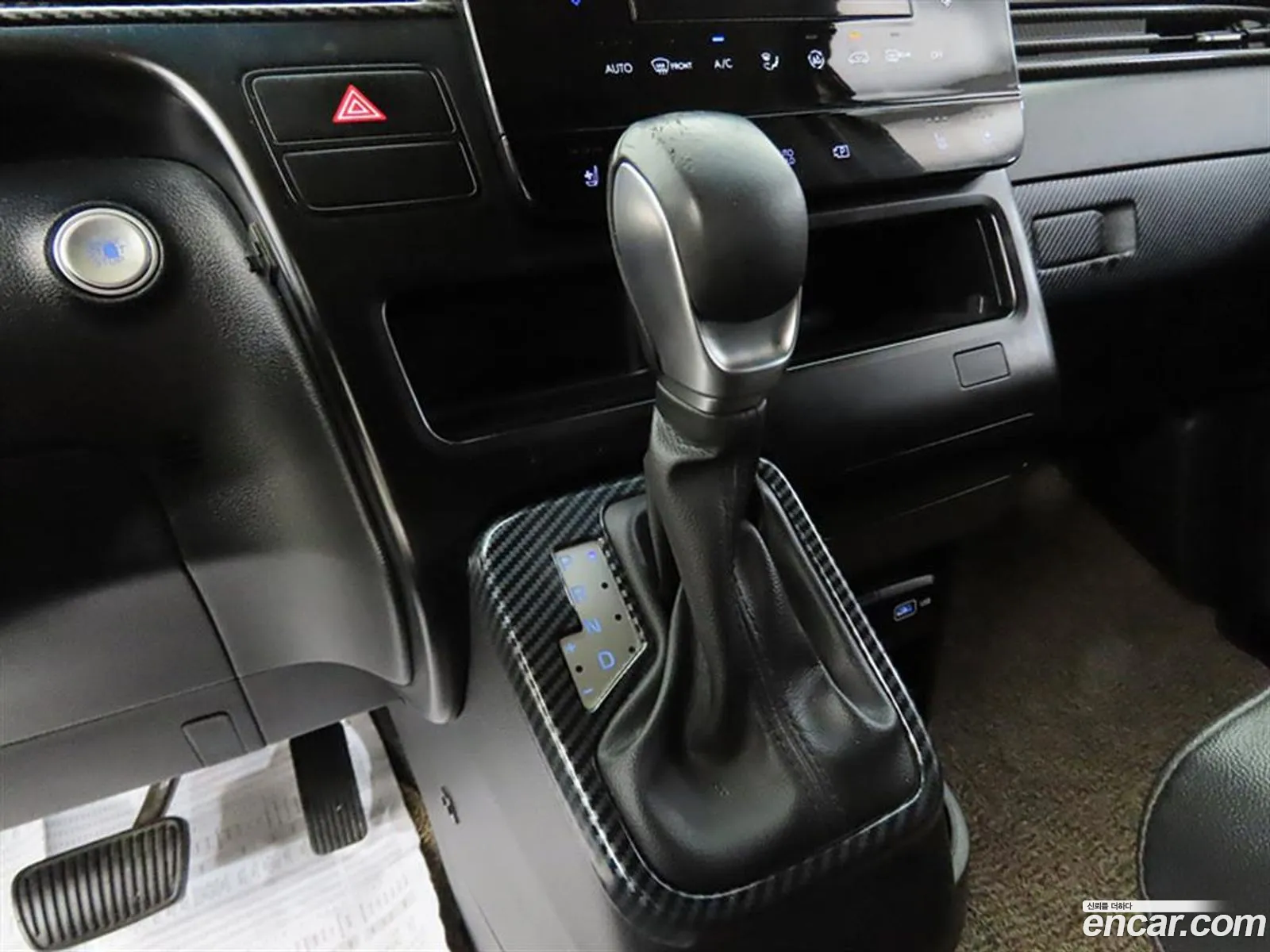 Hyundai Staria 2023 — 7