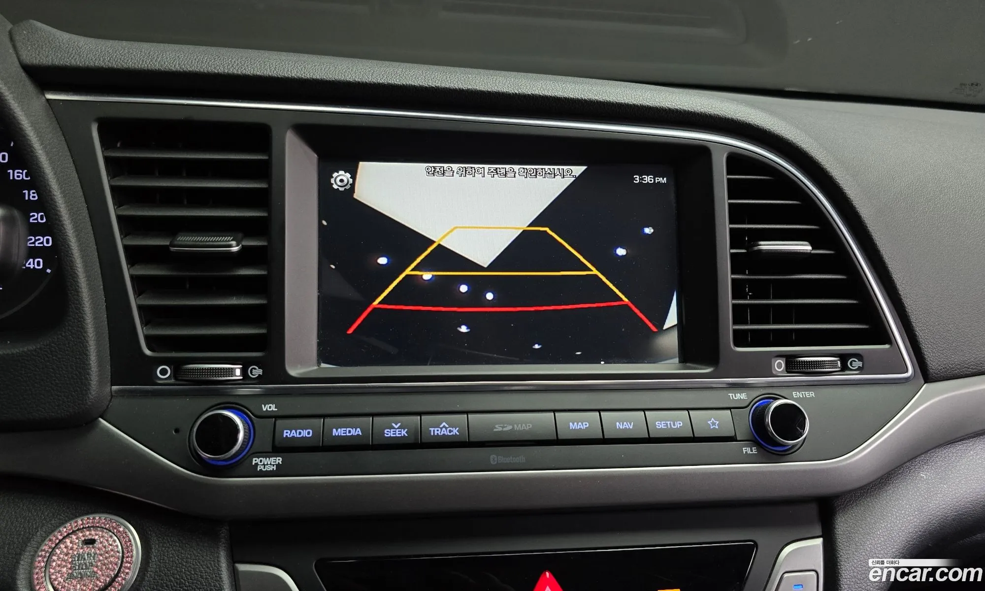 Hyundai Elantra AD 2017 KMHD641DBJU437421 — 18