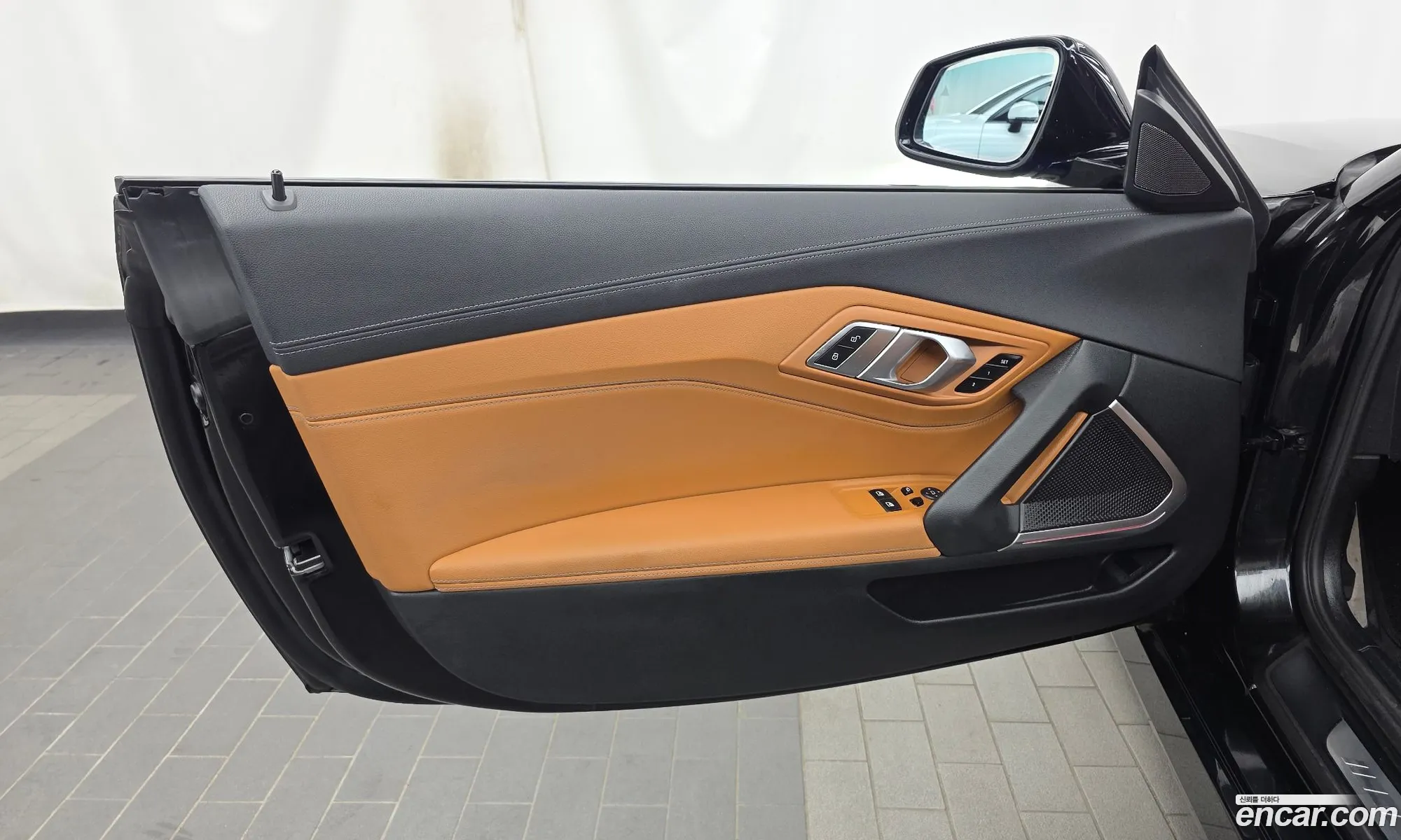 BMW Z4 2022 WBAHF7108NWX64186 — 33