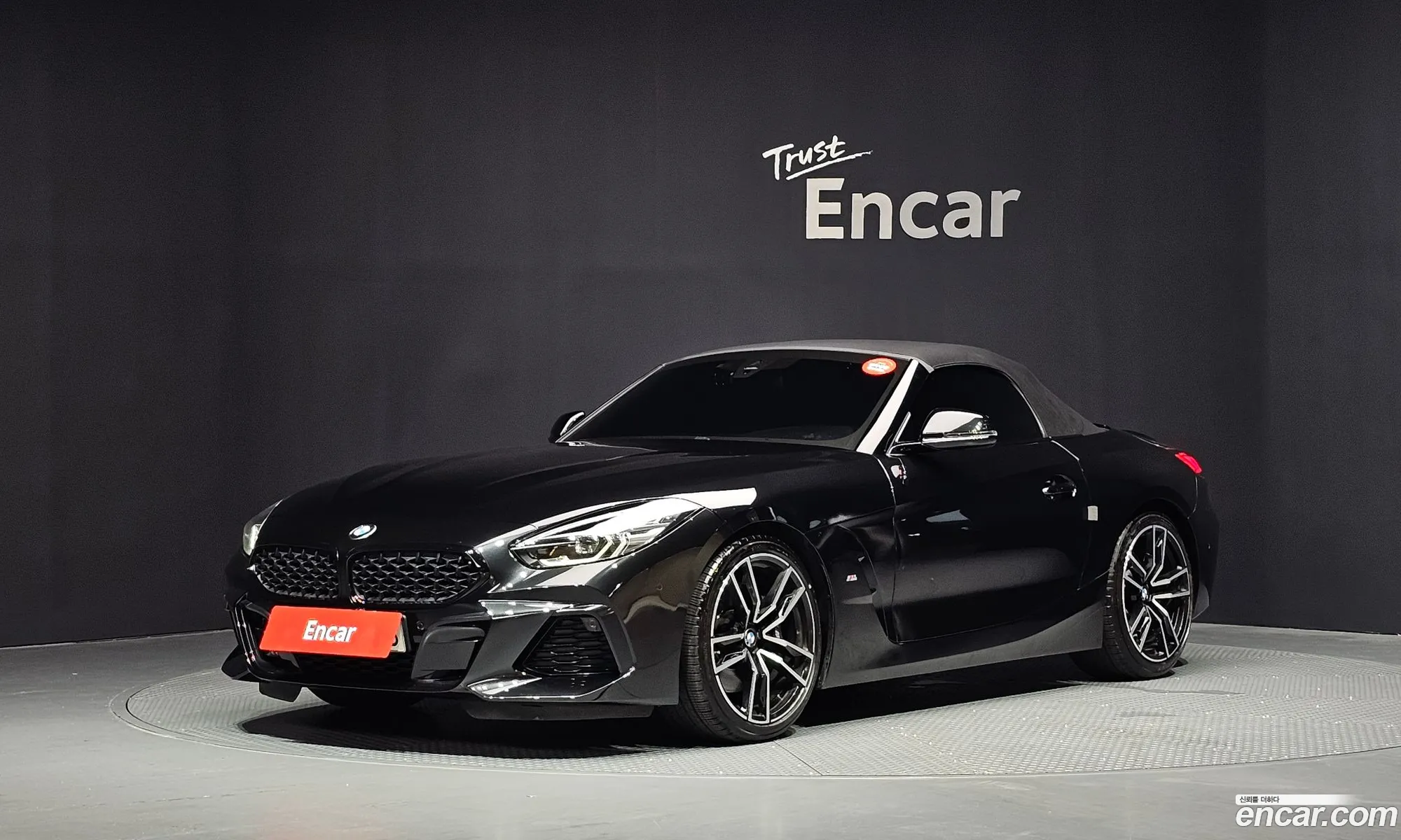 BMW Z4 2022 WBAHF7108NWX64186 — 8