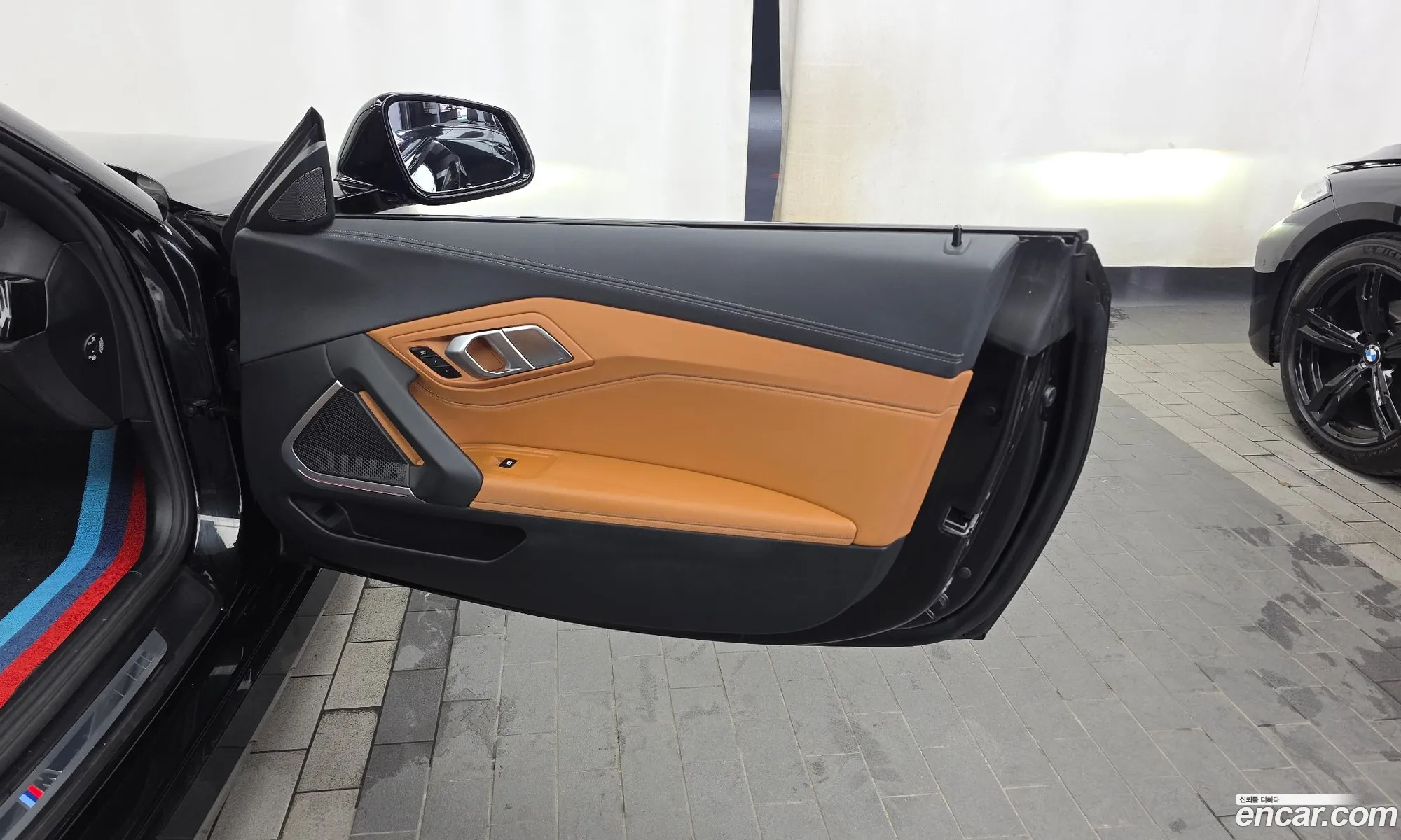 BMW Z4 2022 WBAHF7108NWX64186 — 9