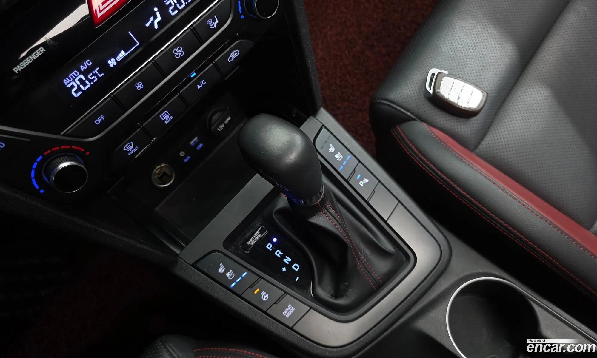 Hyundai Elantra AD 2016 — 11