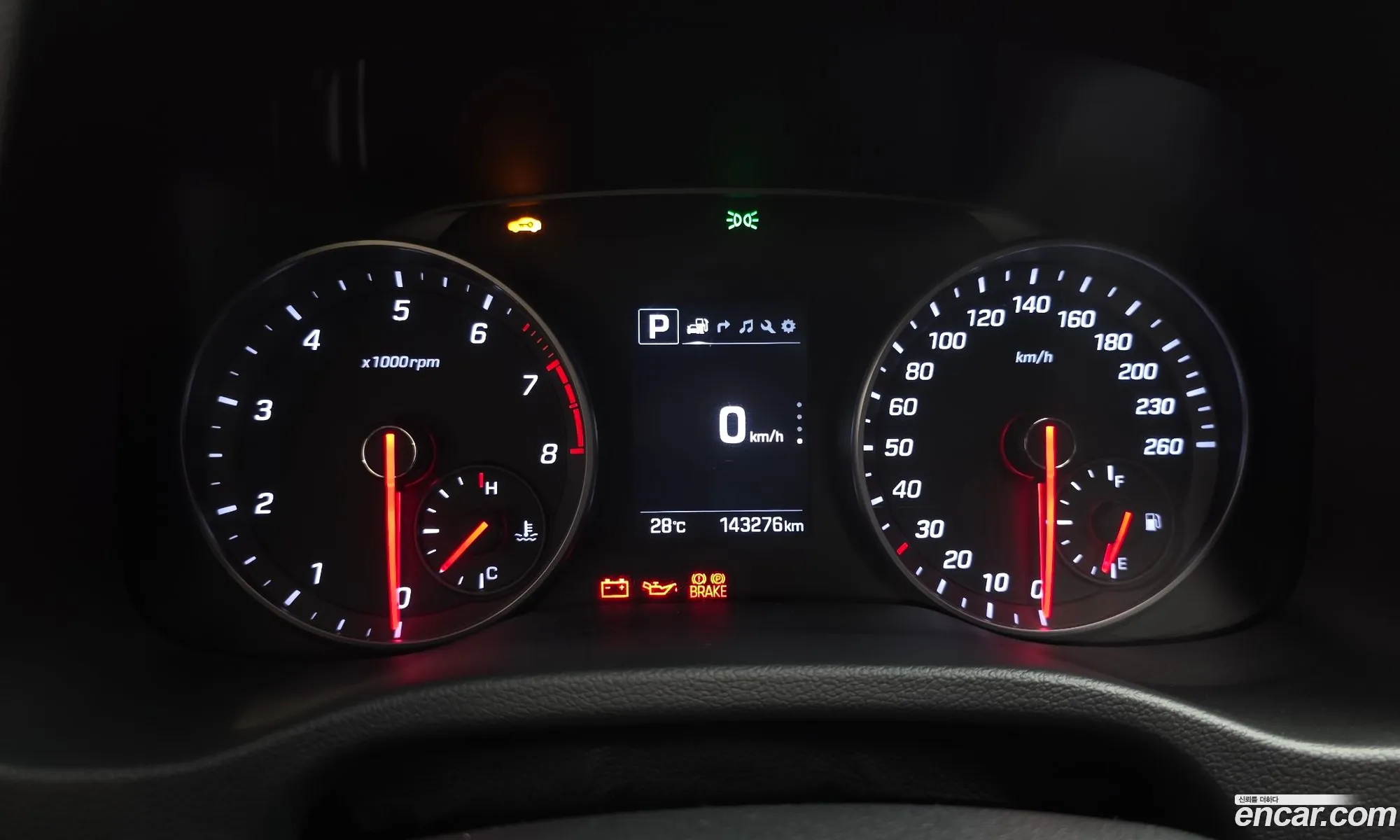 Hyundai Elantra AD 2016 — 2