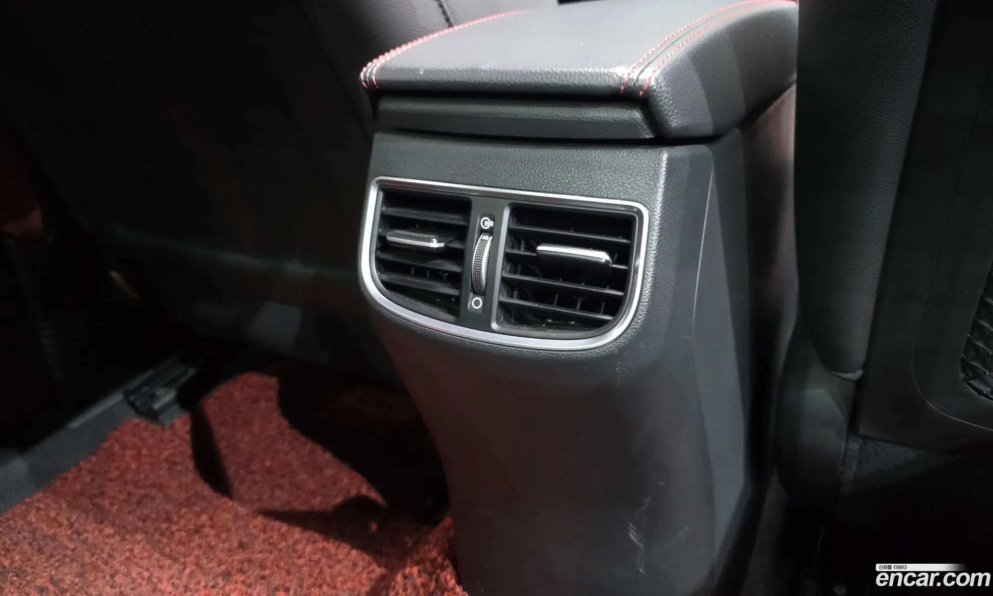 Hyundai Elantra AD 2016 — 16