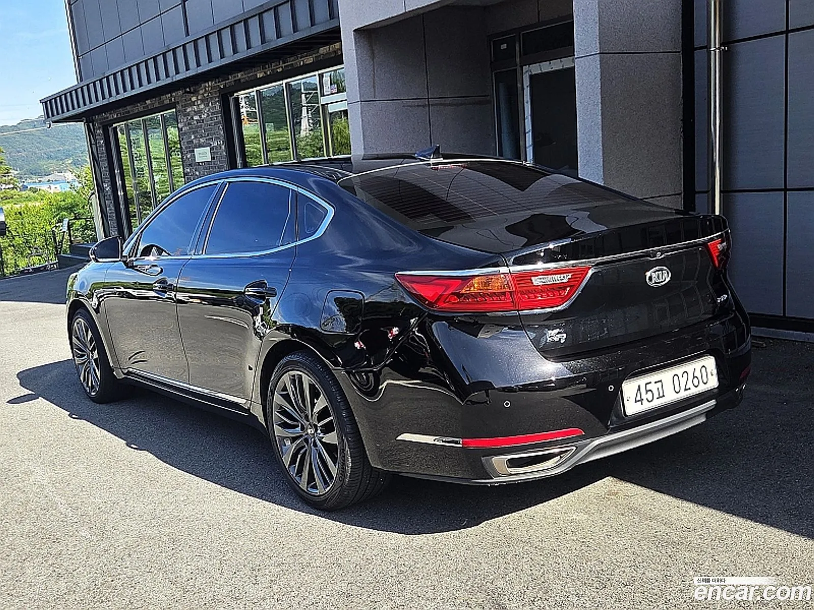 Kia K7 2016 — 12