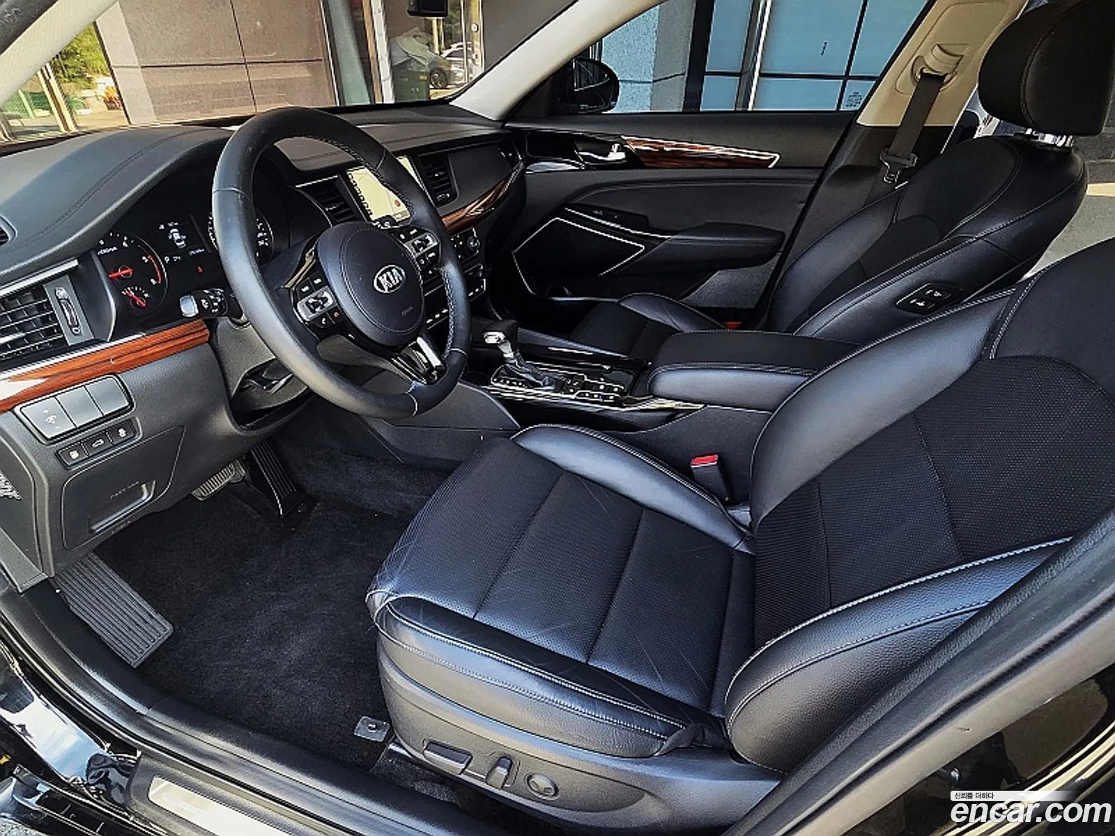 Kia K7 2016 — 7