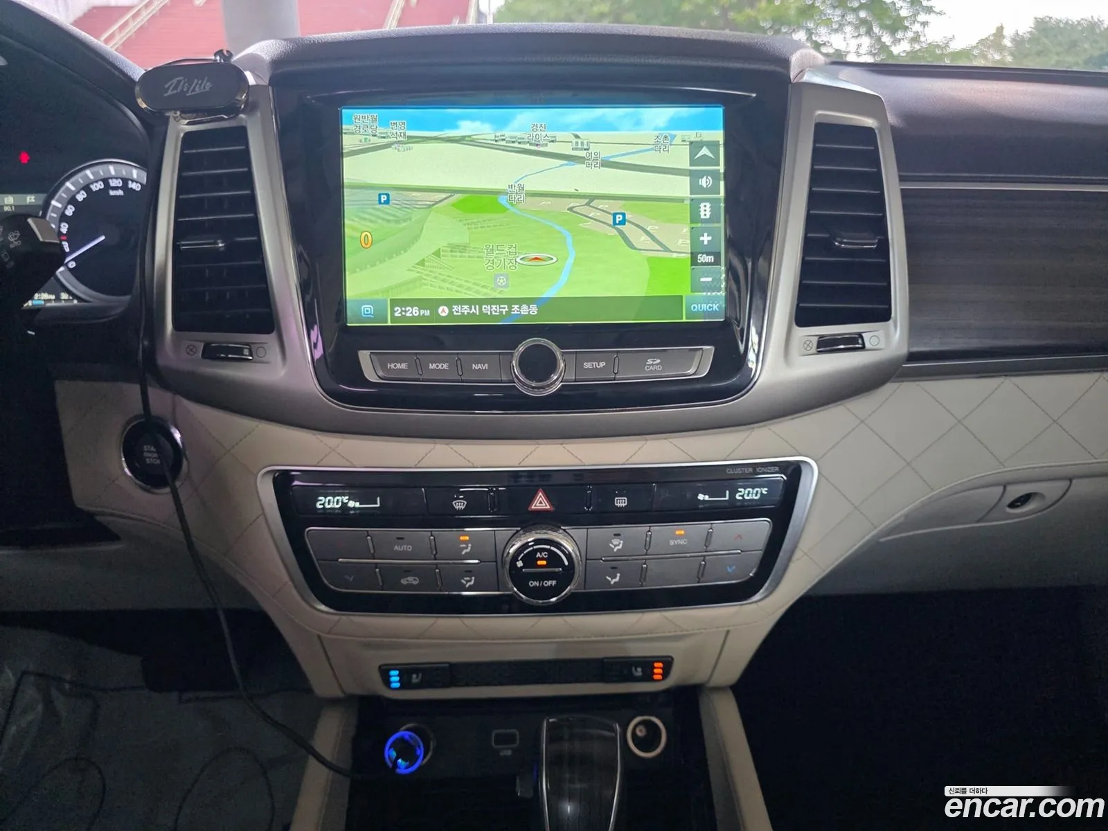 KG Mobility (SsangYong) G4 Rexton 2018 — 12