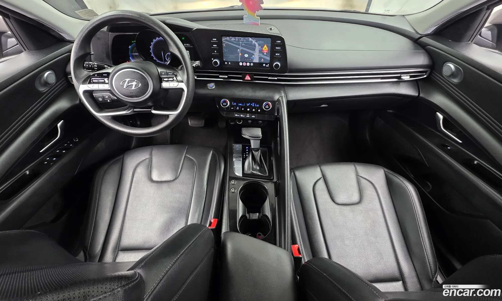 Hyundai Elantra Hybrid 2022 — 8