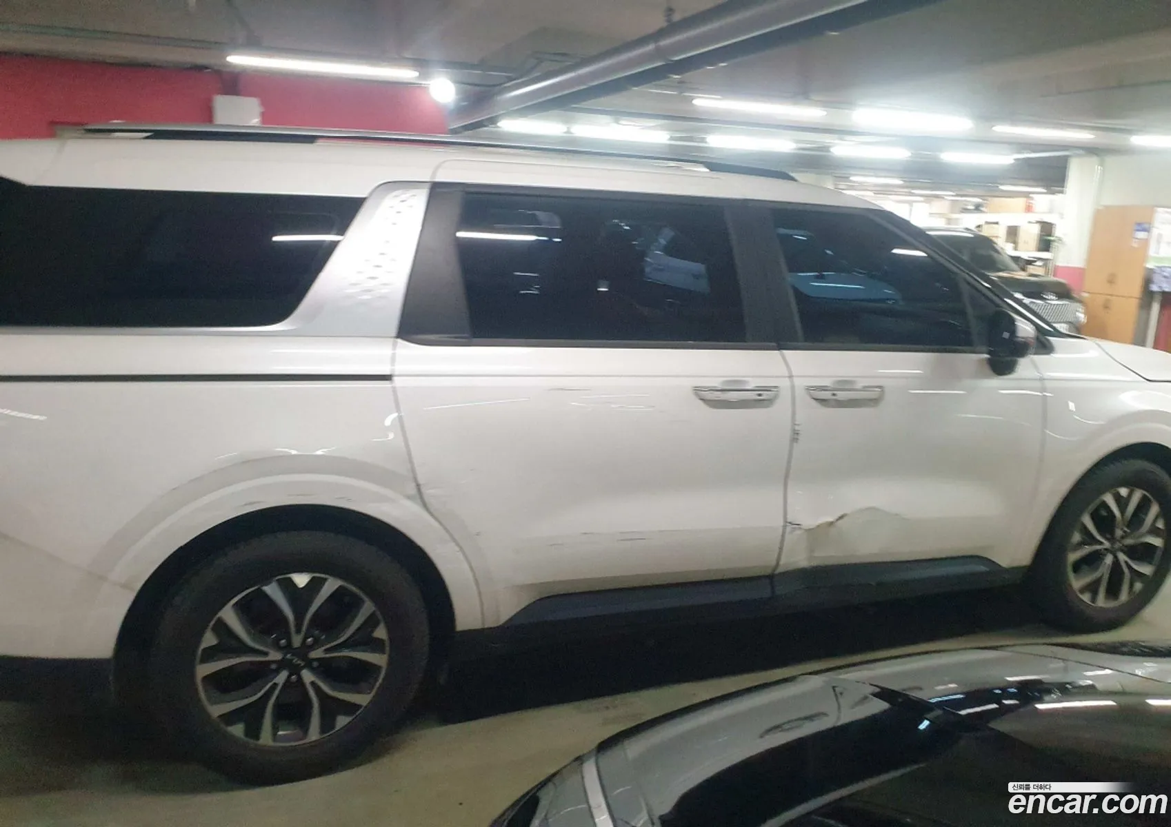 Kia Carnival 2023 — 3