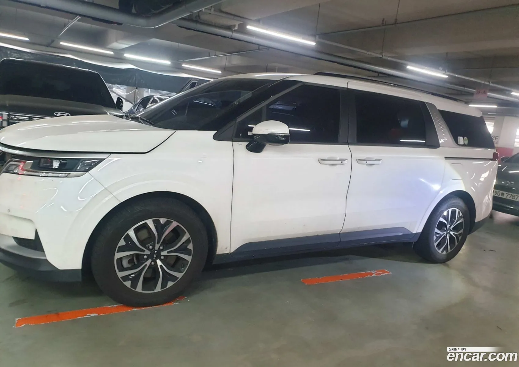 Kia Carnival 2023 — 6