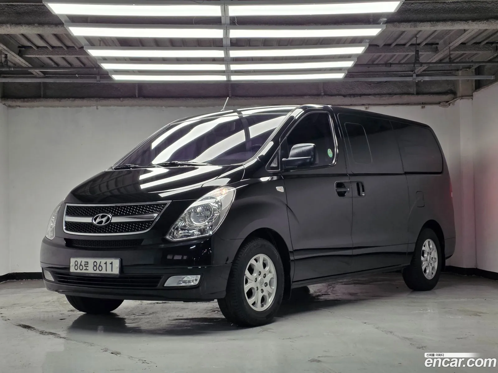 Hyundai Grand Starex 2015 — 19
