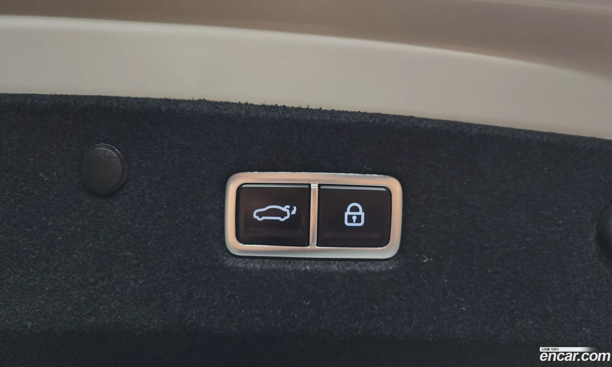 Kia K8 Hybrid 2022 — 20