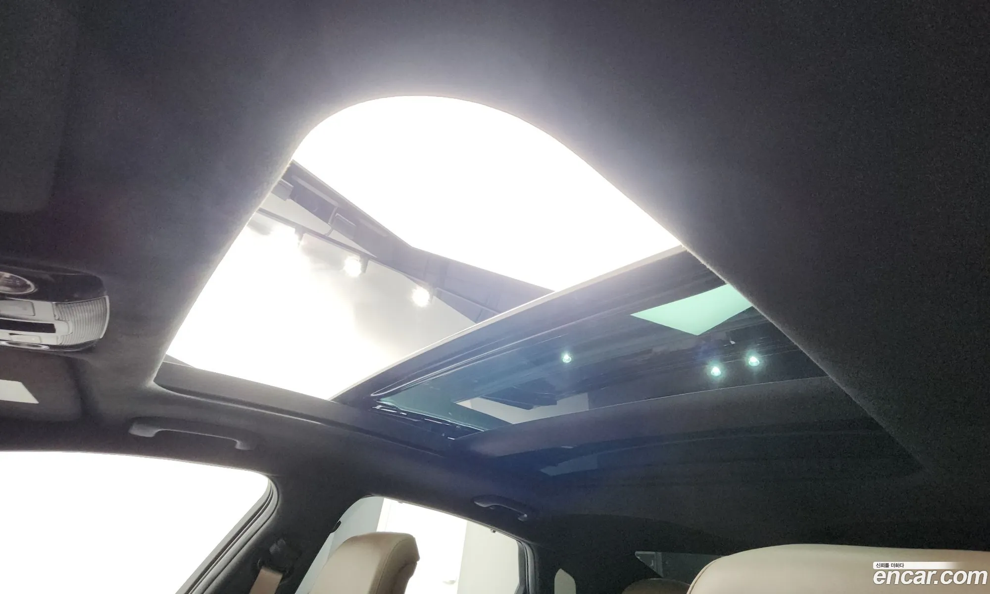 Kia K8 Hybrid 2022 — 25