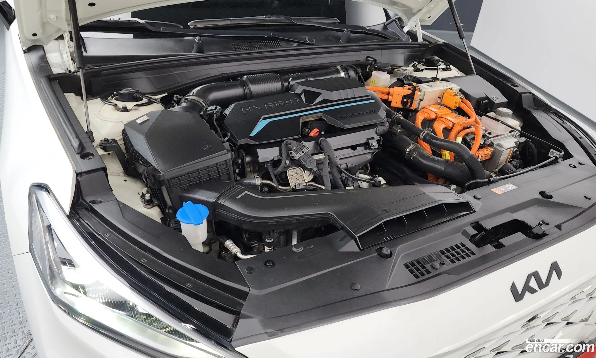 Kia K8 Hybrid 2022 — 38