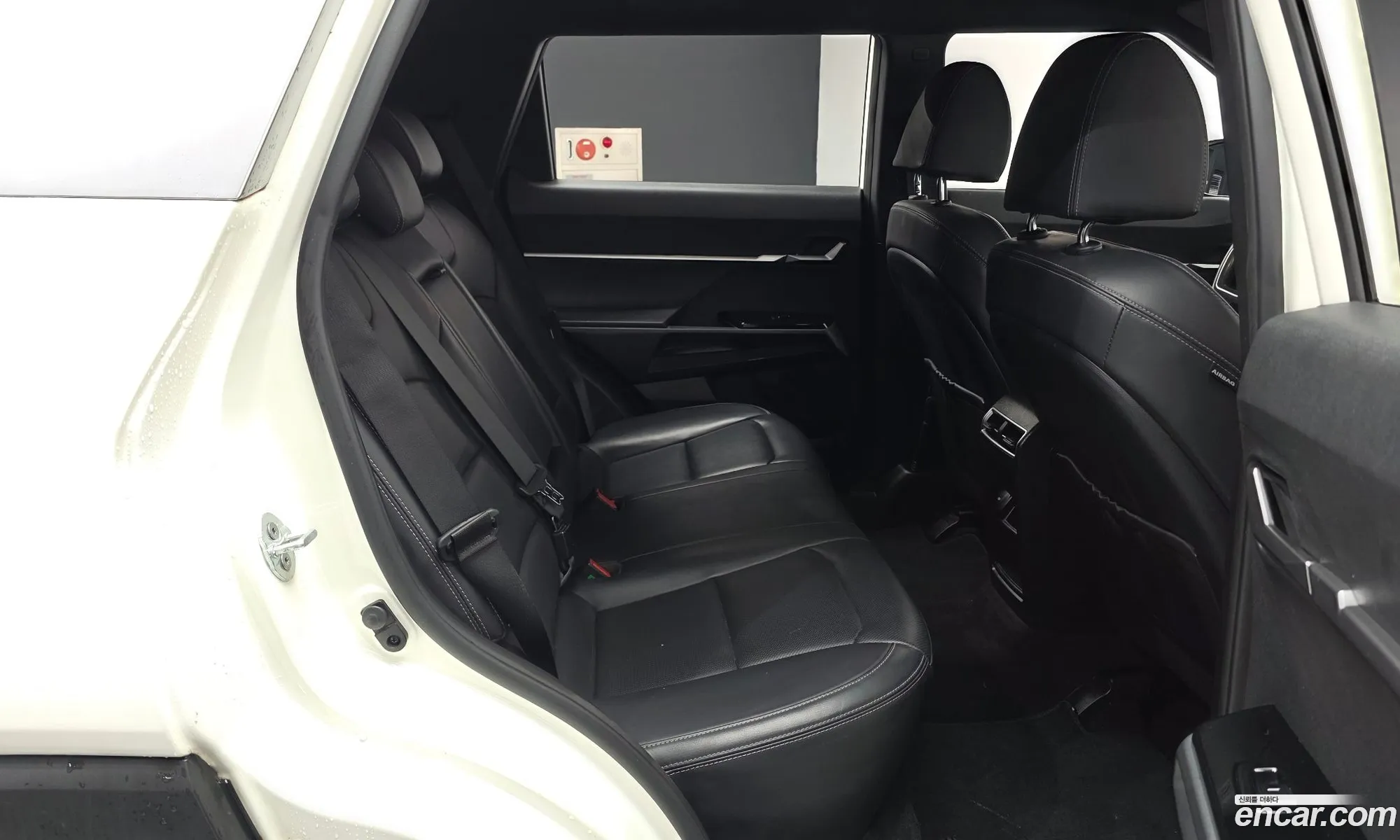 KG Mobility (SsangYong) Torres 2022 — 20