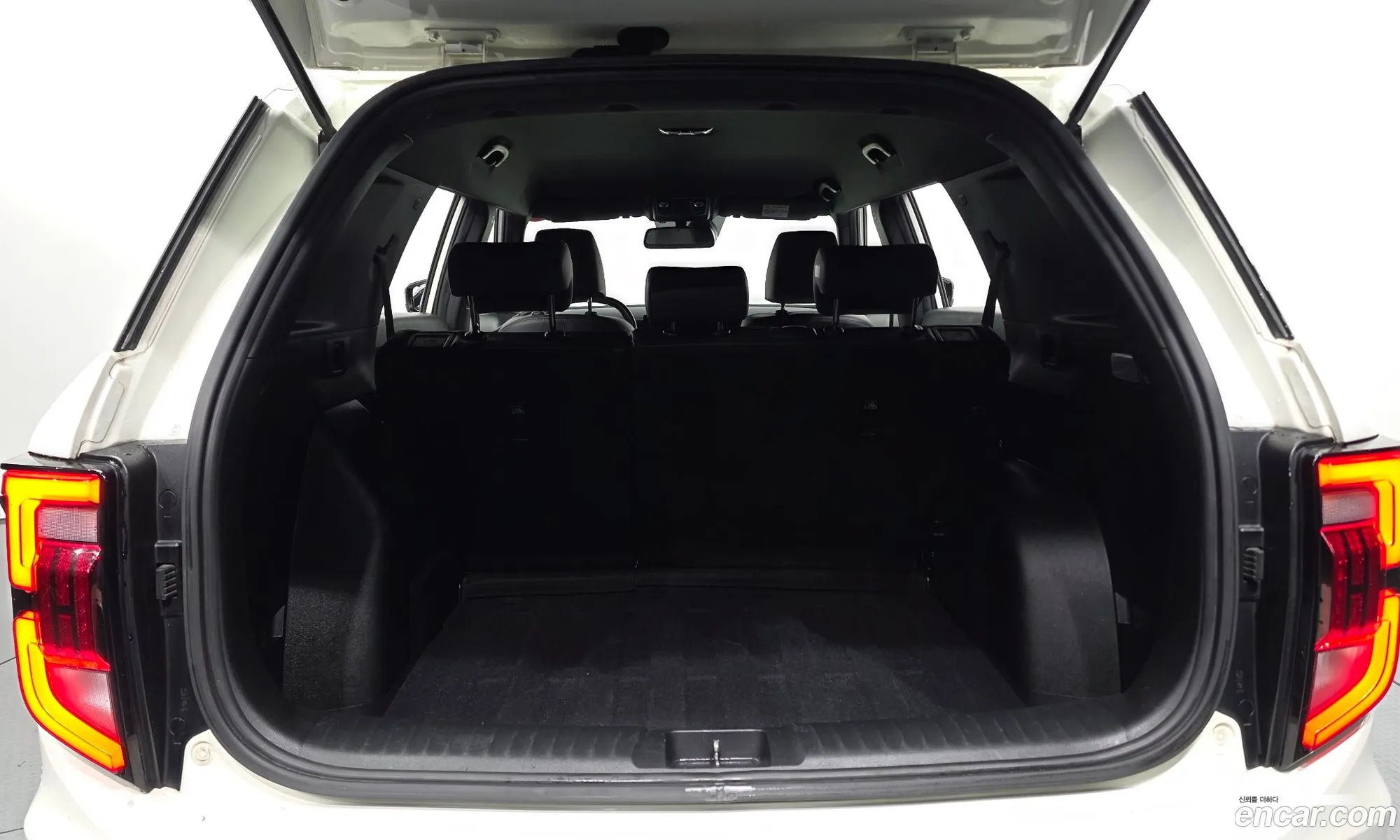 KG Mobility (SsangYong) Torres 2022 — 16