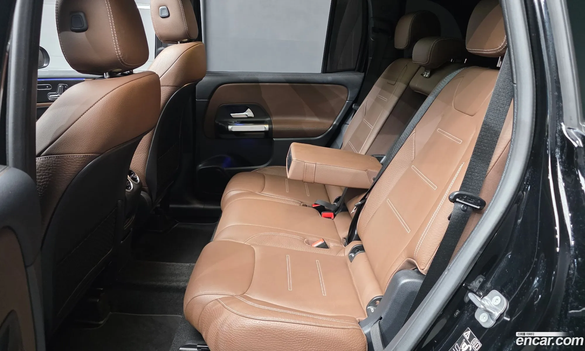Mercedes-Benz GLB-Class X247 2023 — 13