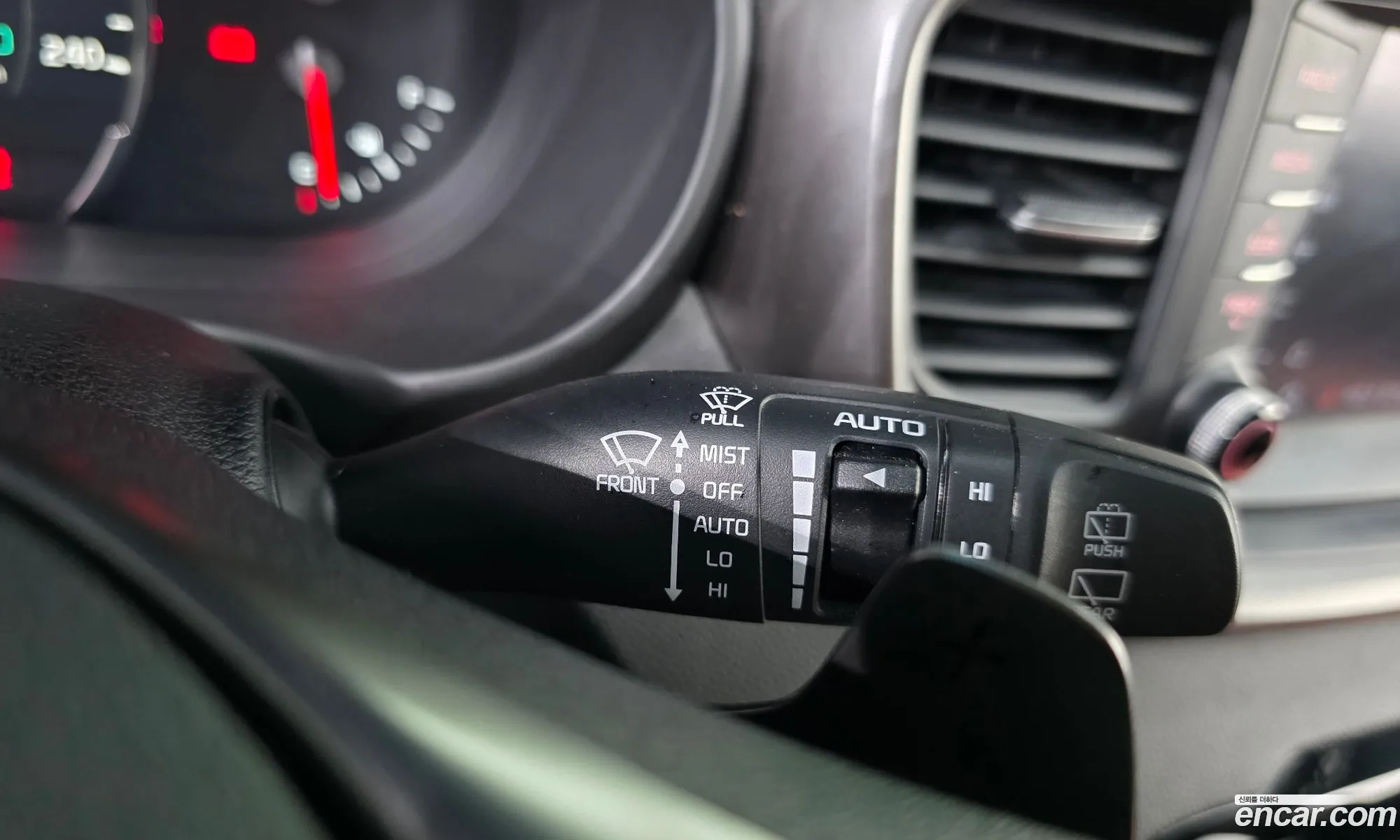 Kia Sorento 2017 KNAPH81BBJA389850 — 26