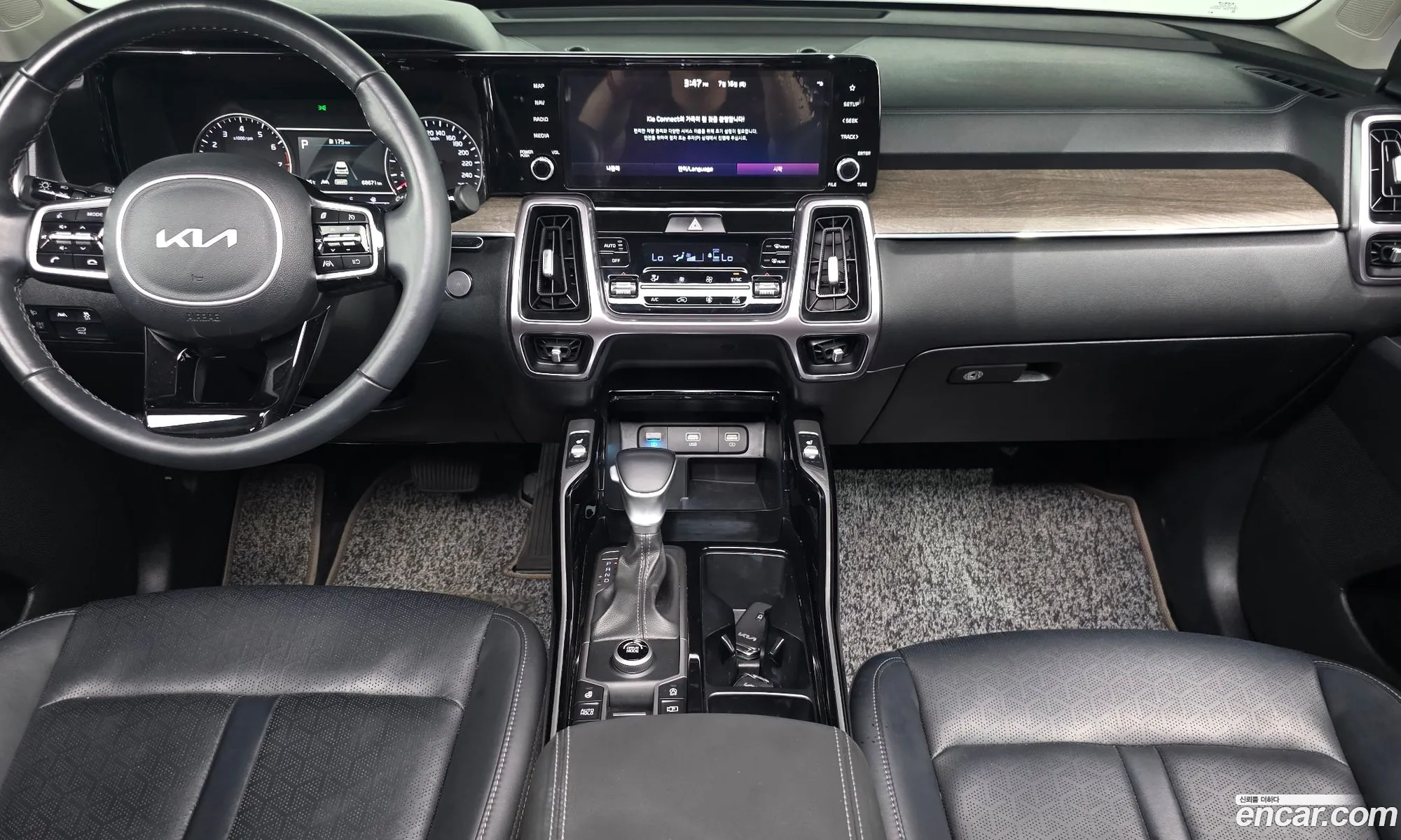 Kia Sorento 2022 — 16